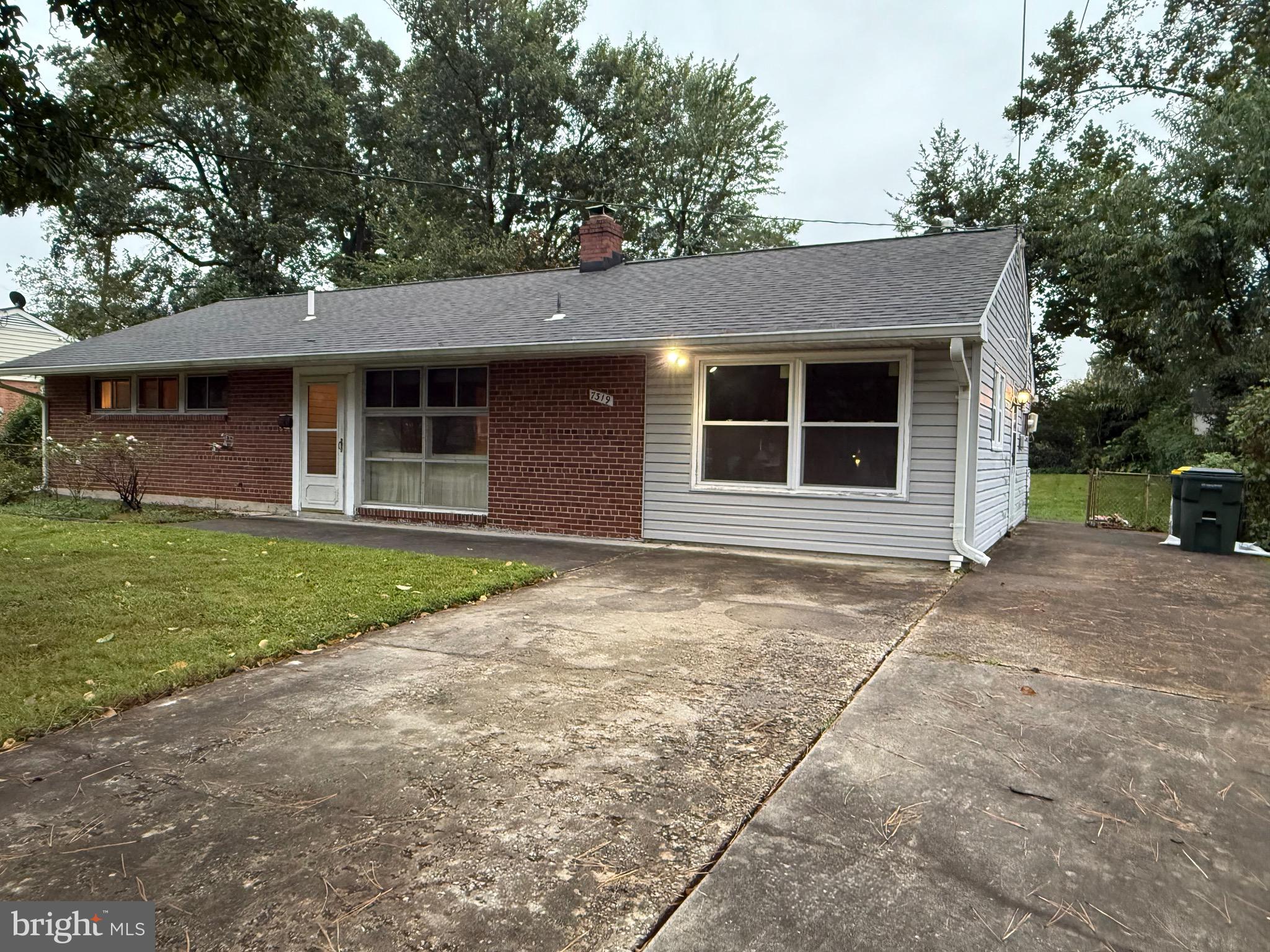 NORTH SPRINGFIELD - Residential