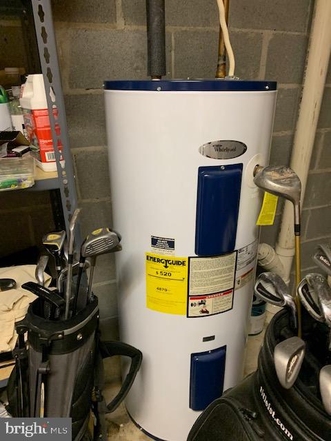 HOPKINS LANDING - Residential Lease