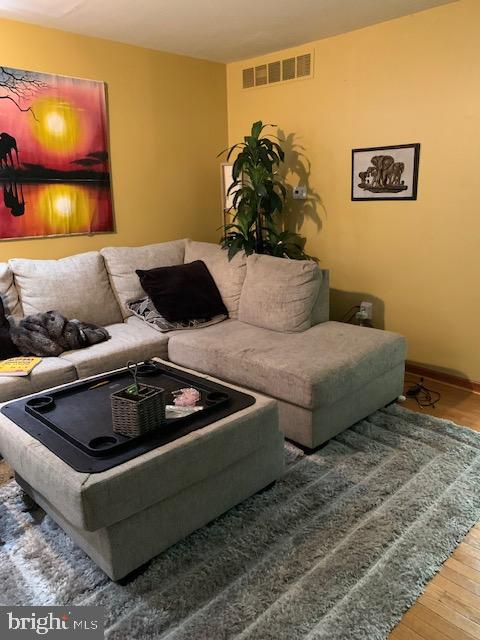 HOPKINS LANDING - Residential Lease