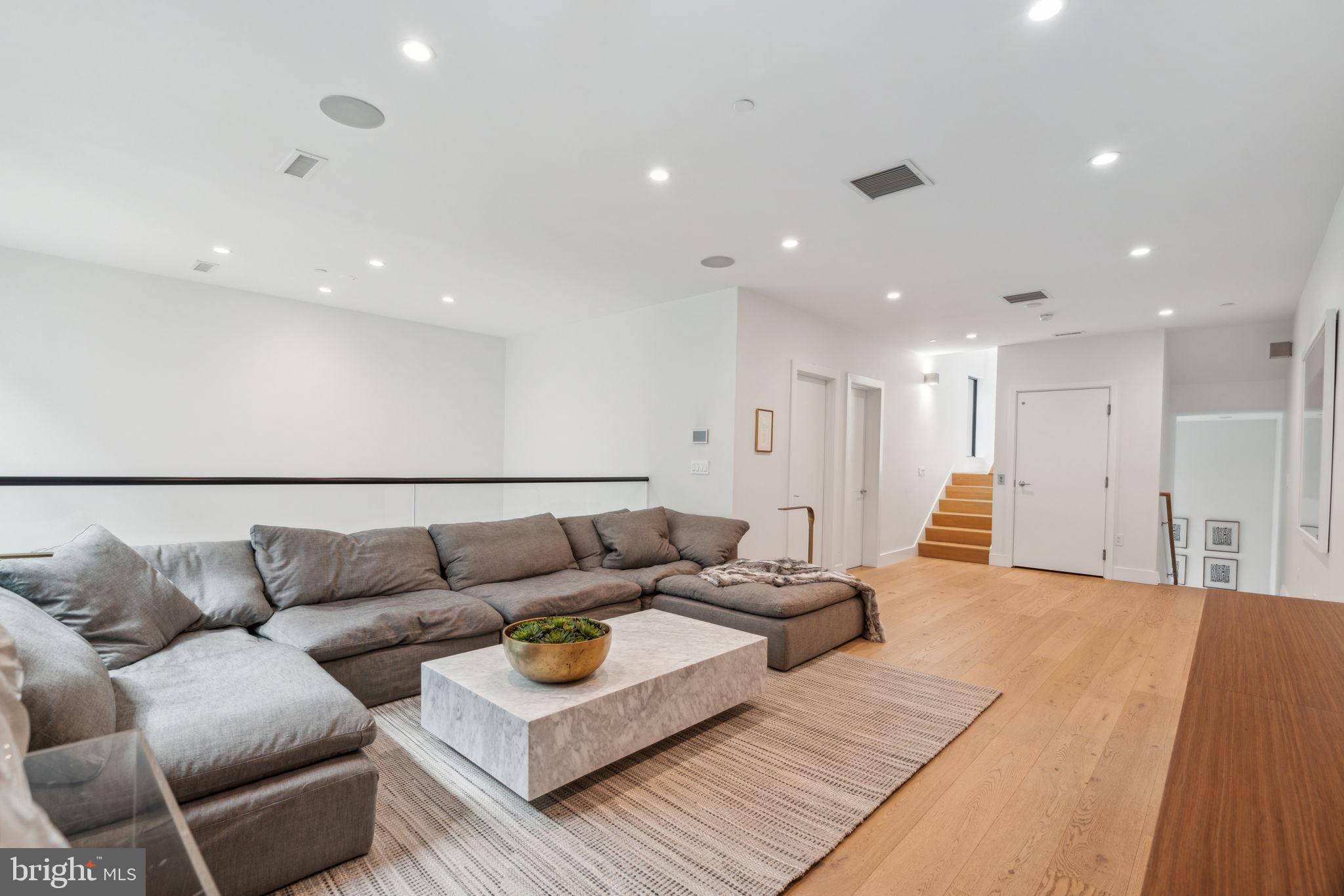 FITLER SQUARE - Residential