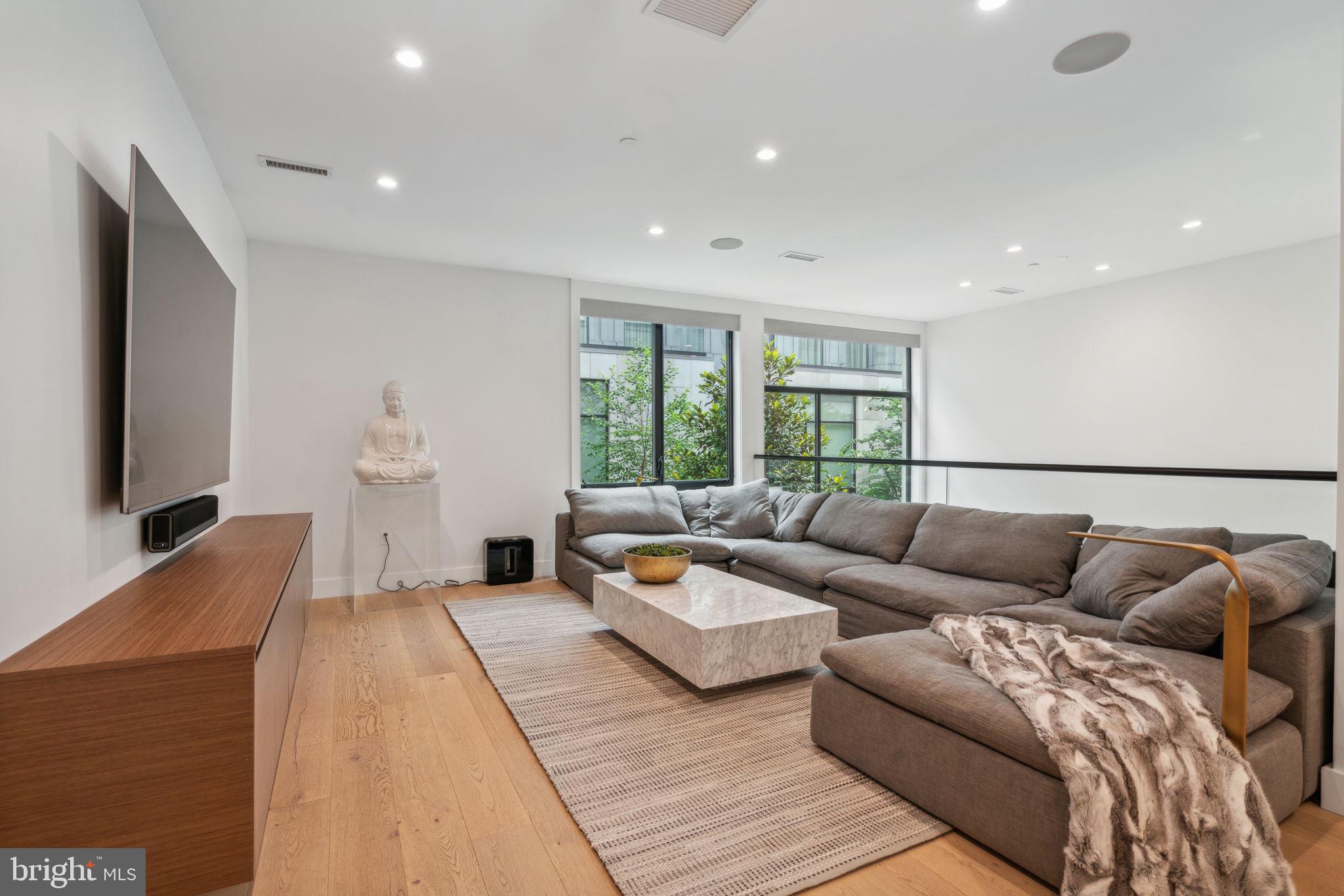 FITLER SQUARE - Residential