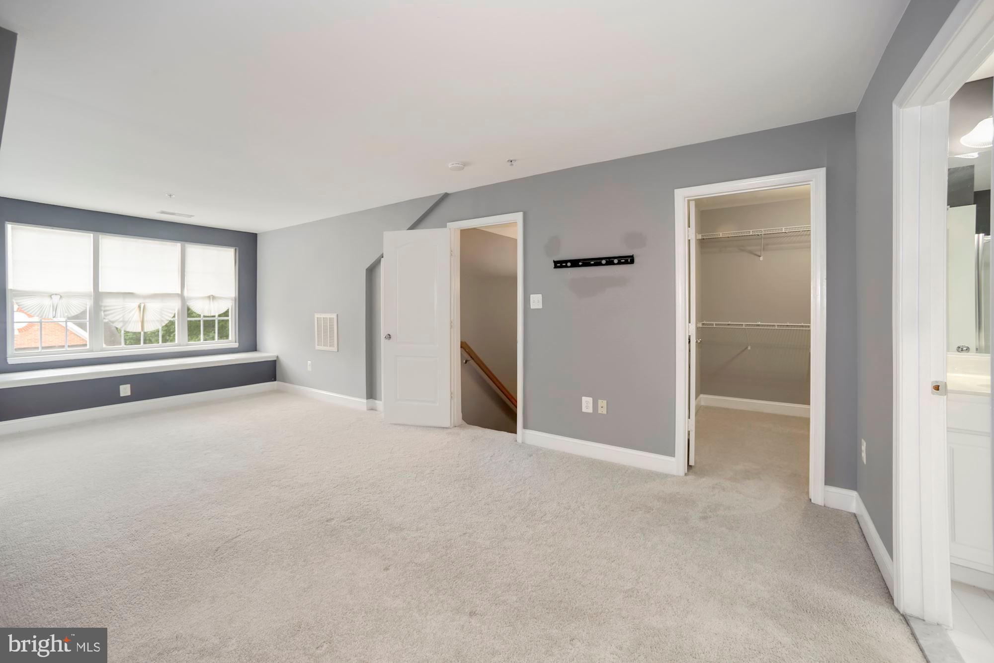 RIVERWATCH IND HEAD - Residential