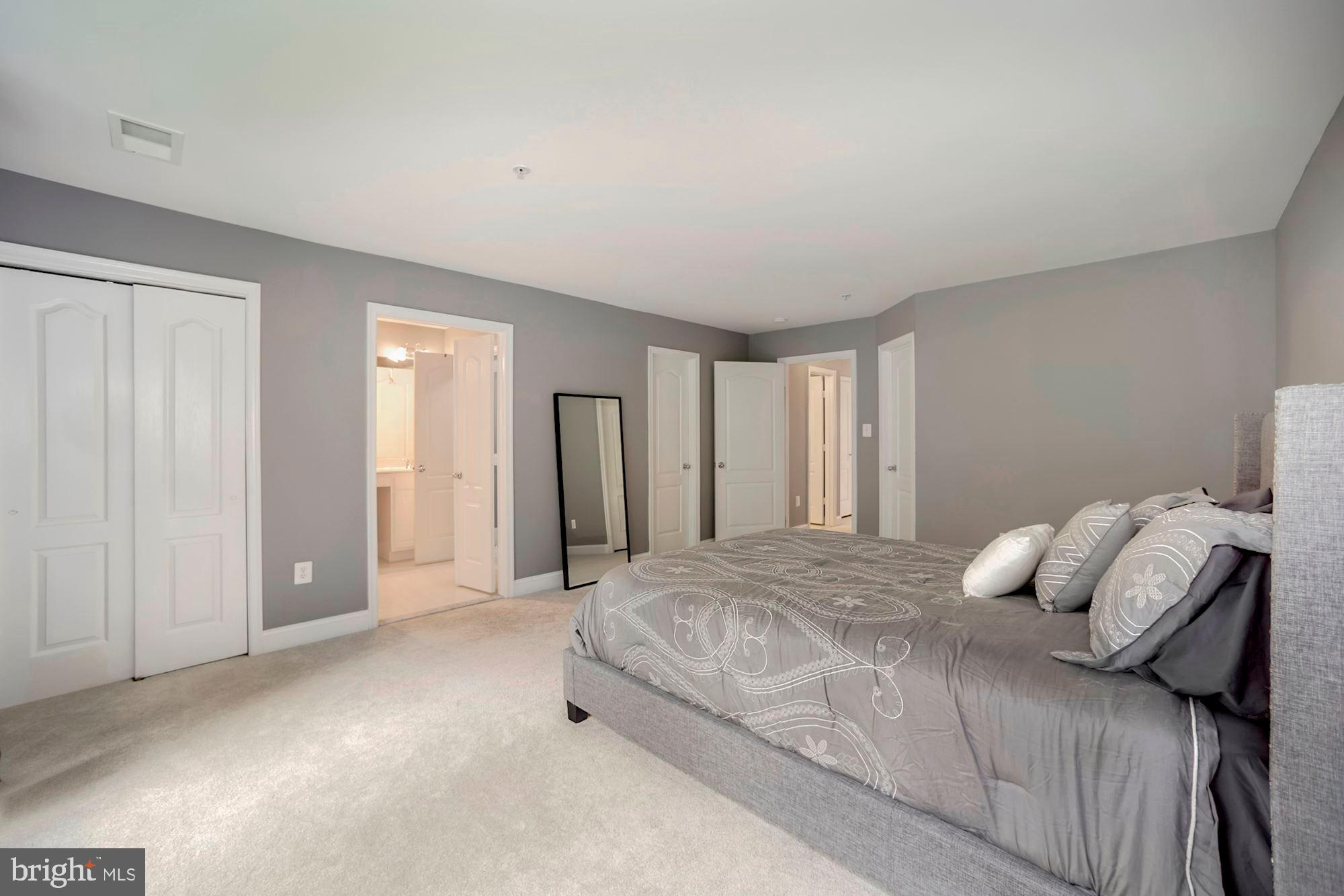 RIVERWATCH IND HEAD - Residential