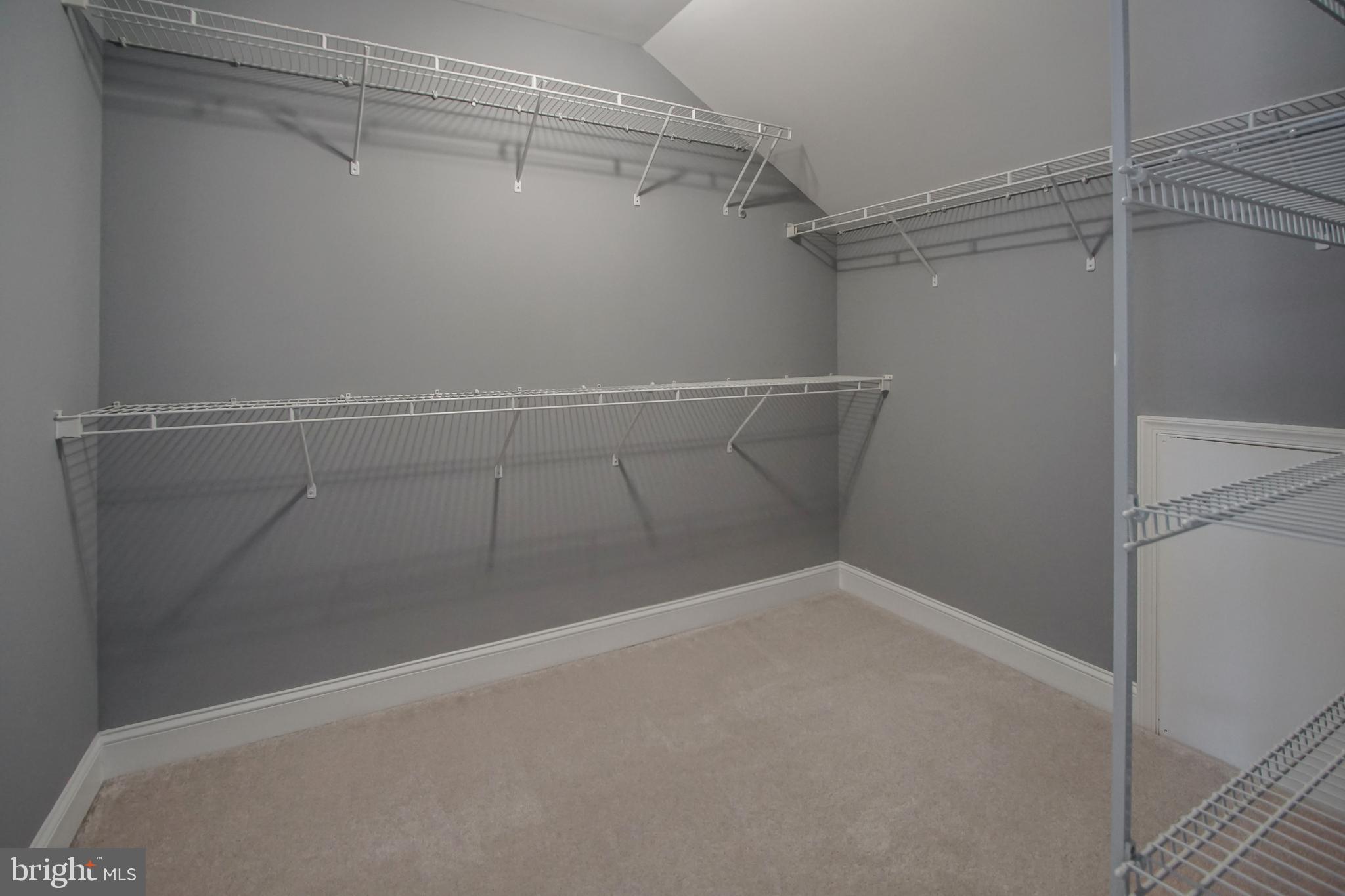 RIVERWATCH IND HEAD - Residential