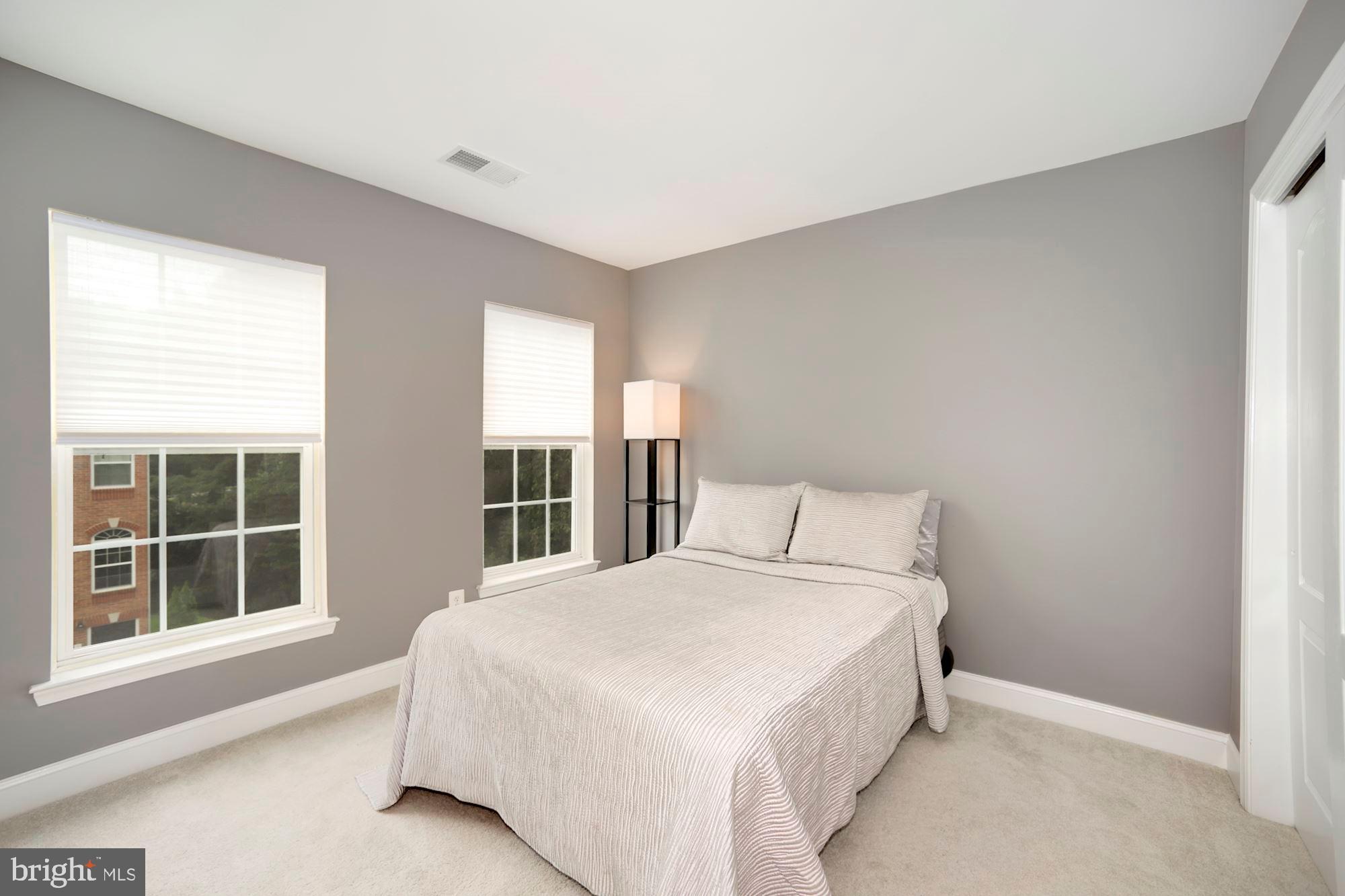 RIVERWATCH IND HEAD - Residential