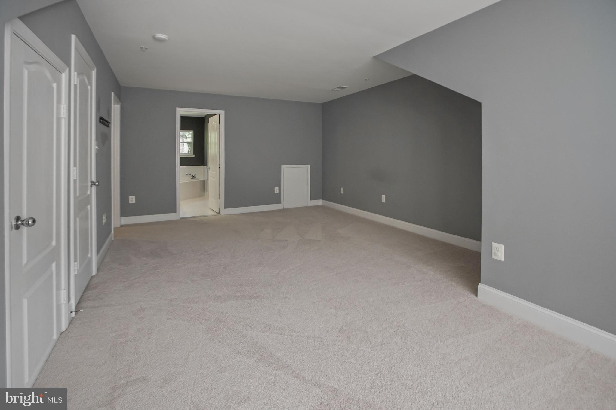 RIVERWATCH IND HEAD - Residential