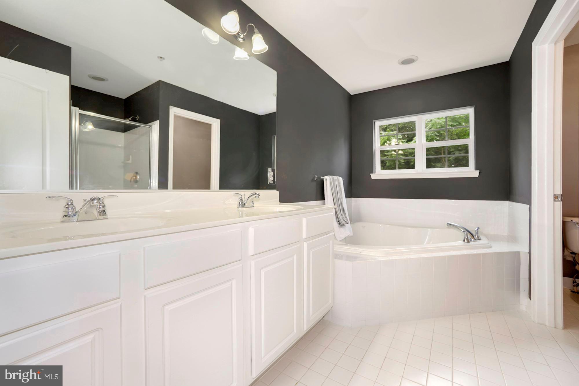 RIVERWATCH IND HEAD - Residential