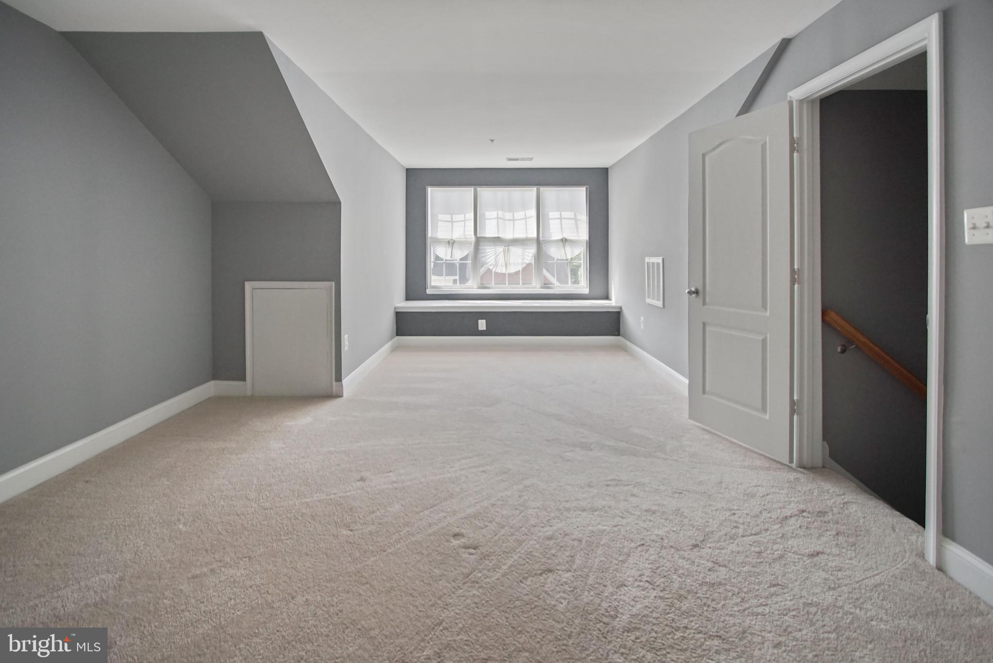 RIVERWATCH IND HEAD - Residential