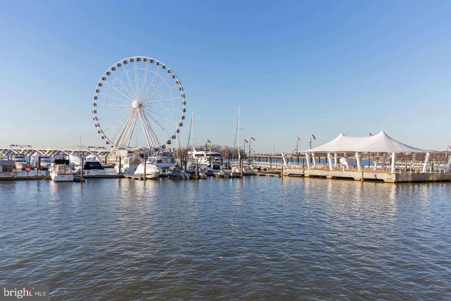 NATIONAL HARBOR - Residential
