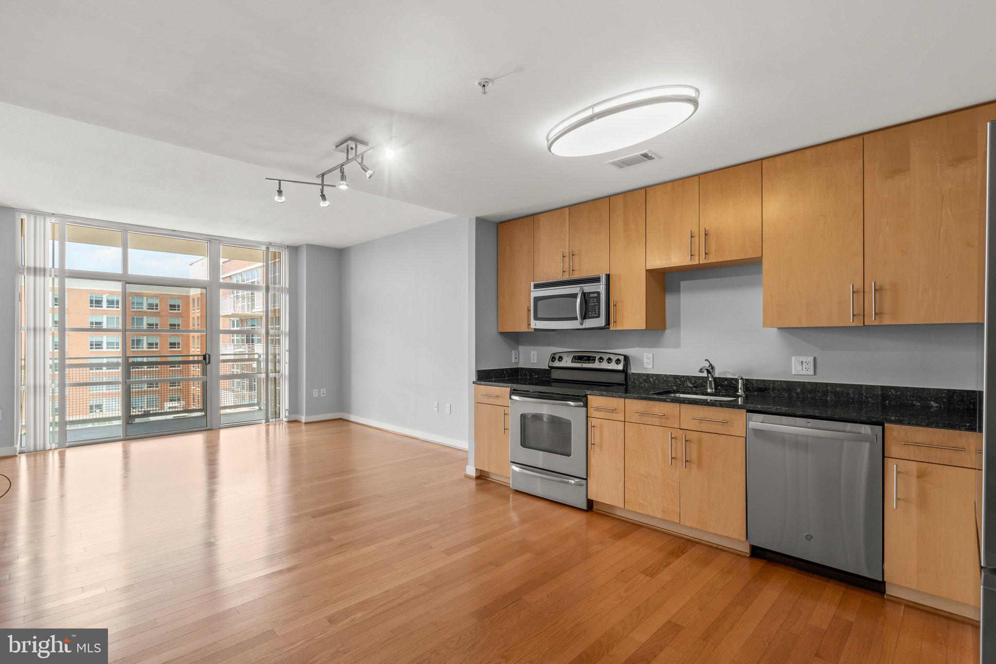 NATIONAL HARBOR - Residential