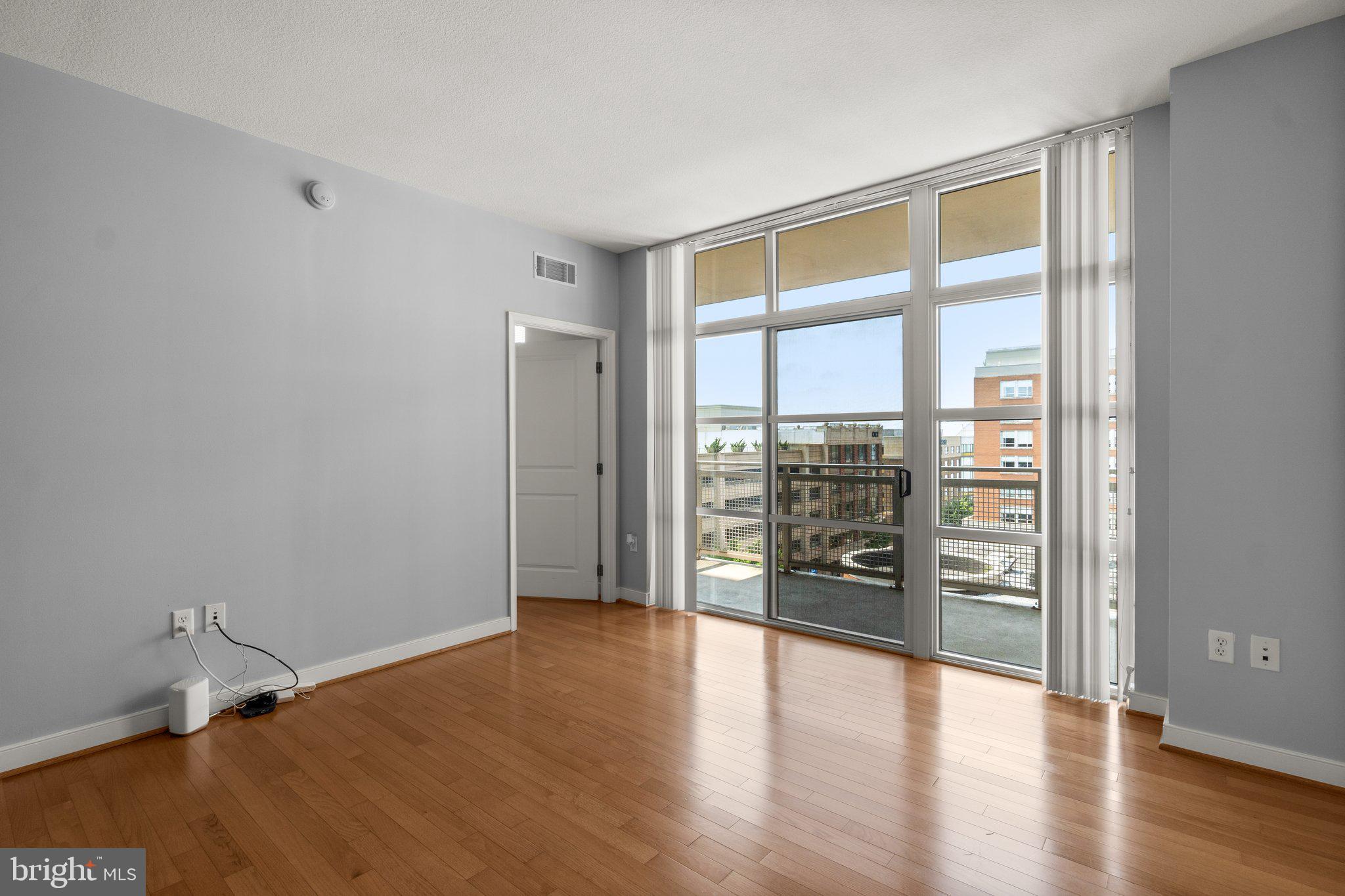 NATIONAL HARBOR - Residential