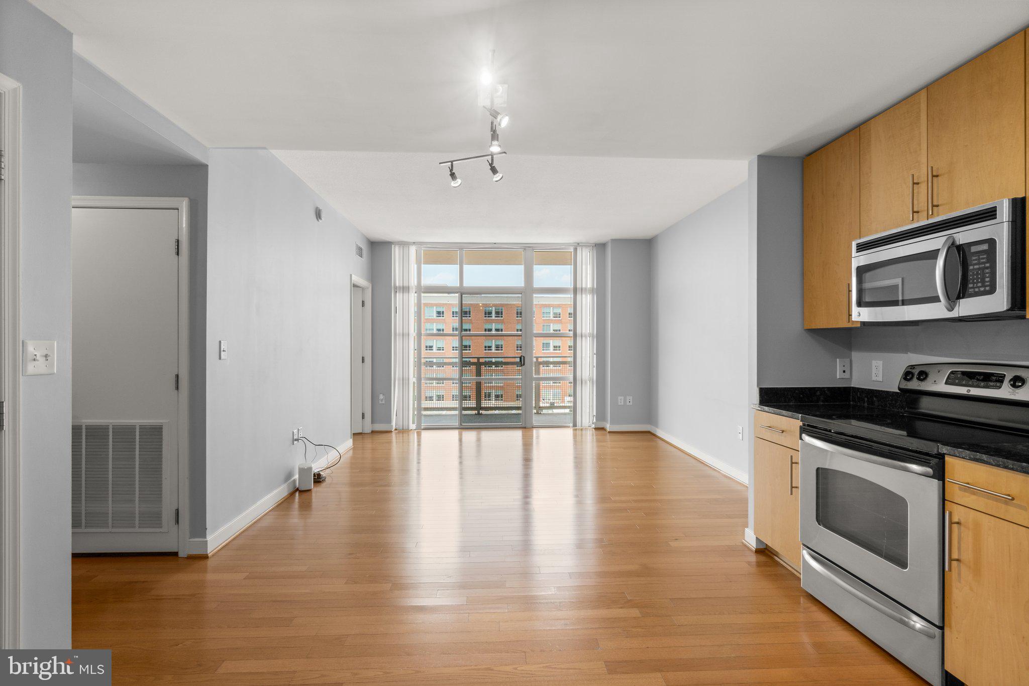 NATIONAL HARBOR - Residential