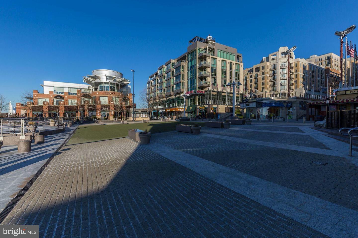 NATIONAL HARBOR - Residential