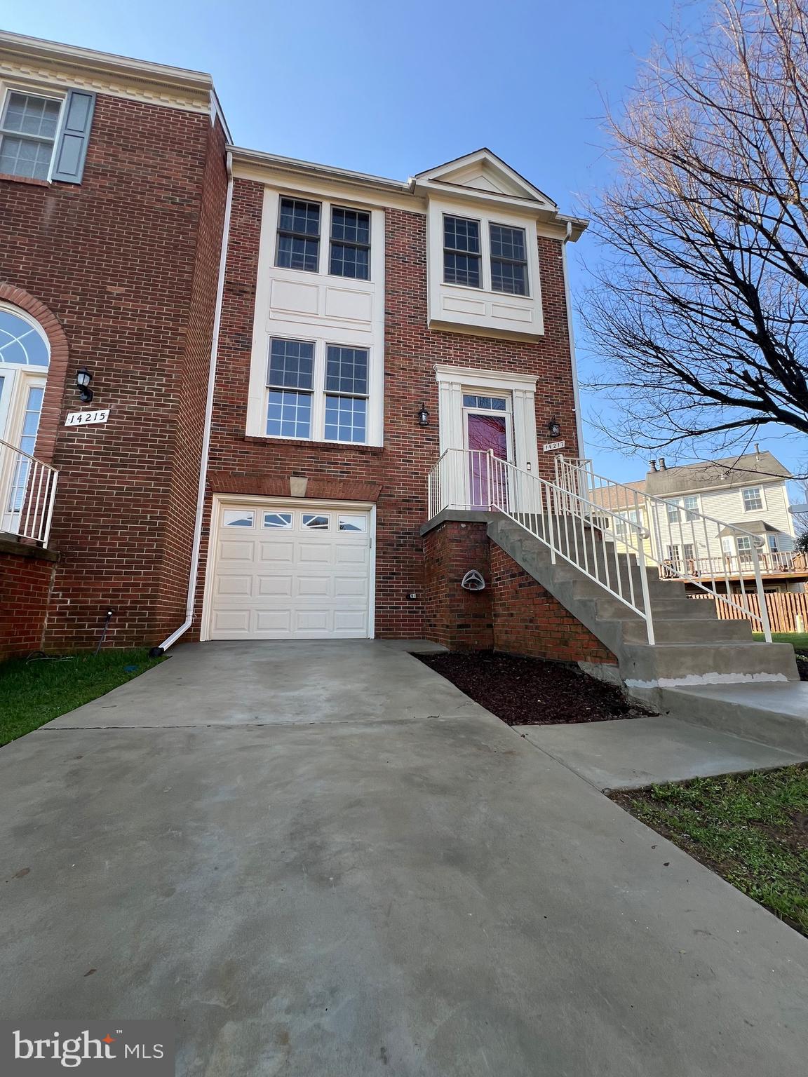 CENTRE RIDGE - Residential