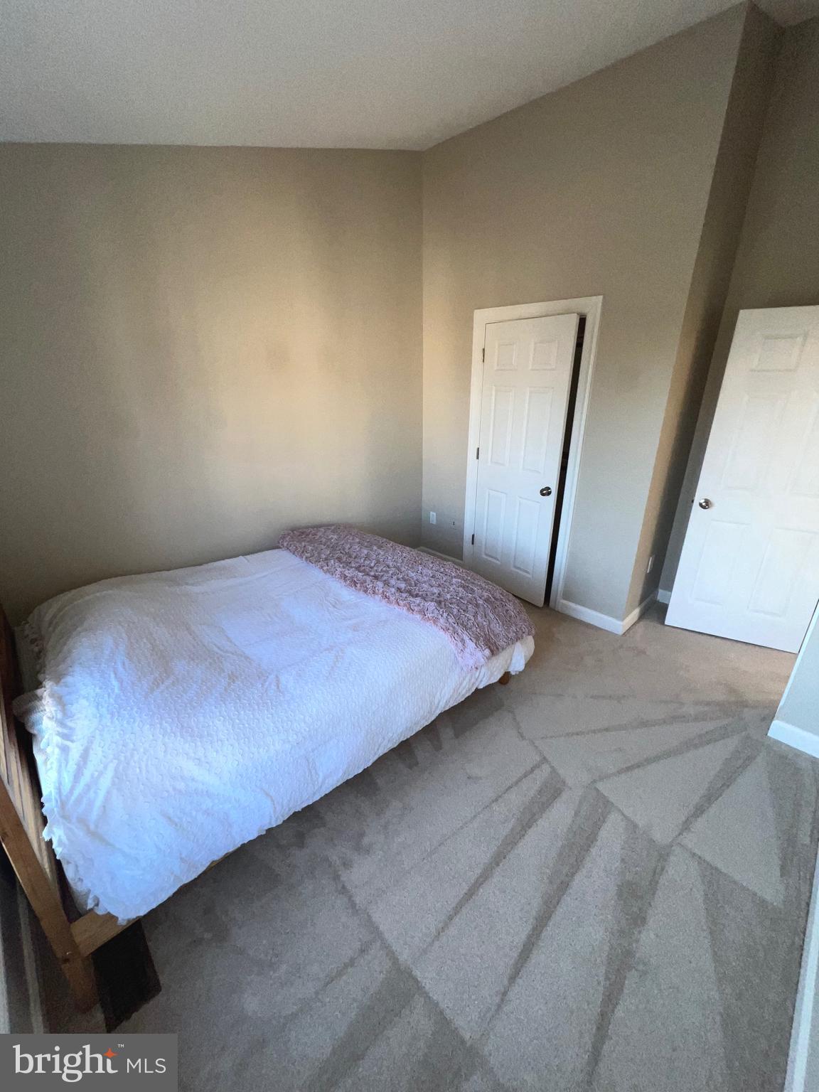 CENTRE RIDGE - Residential