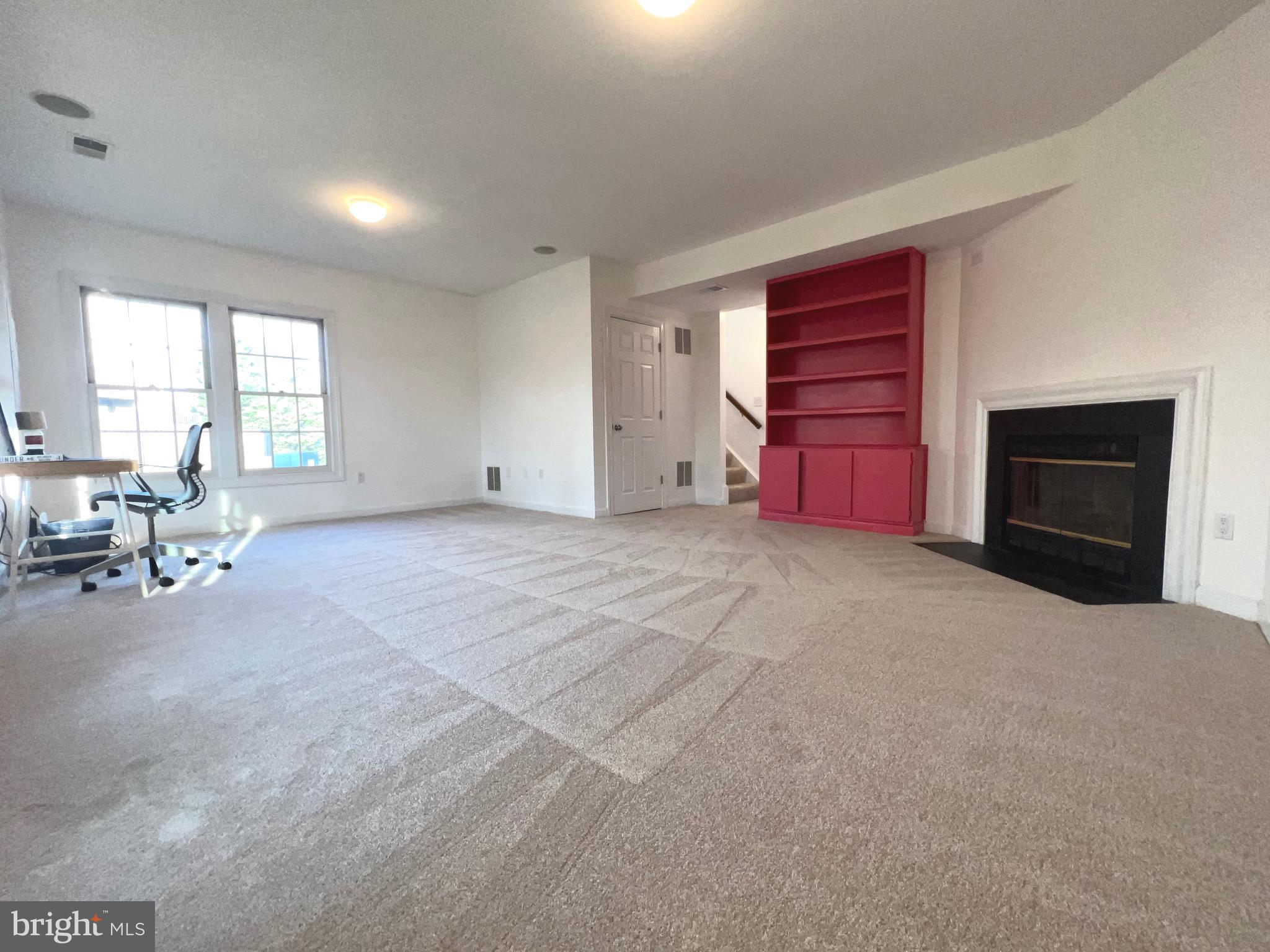 CENTRE RIDGE - Residential