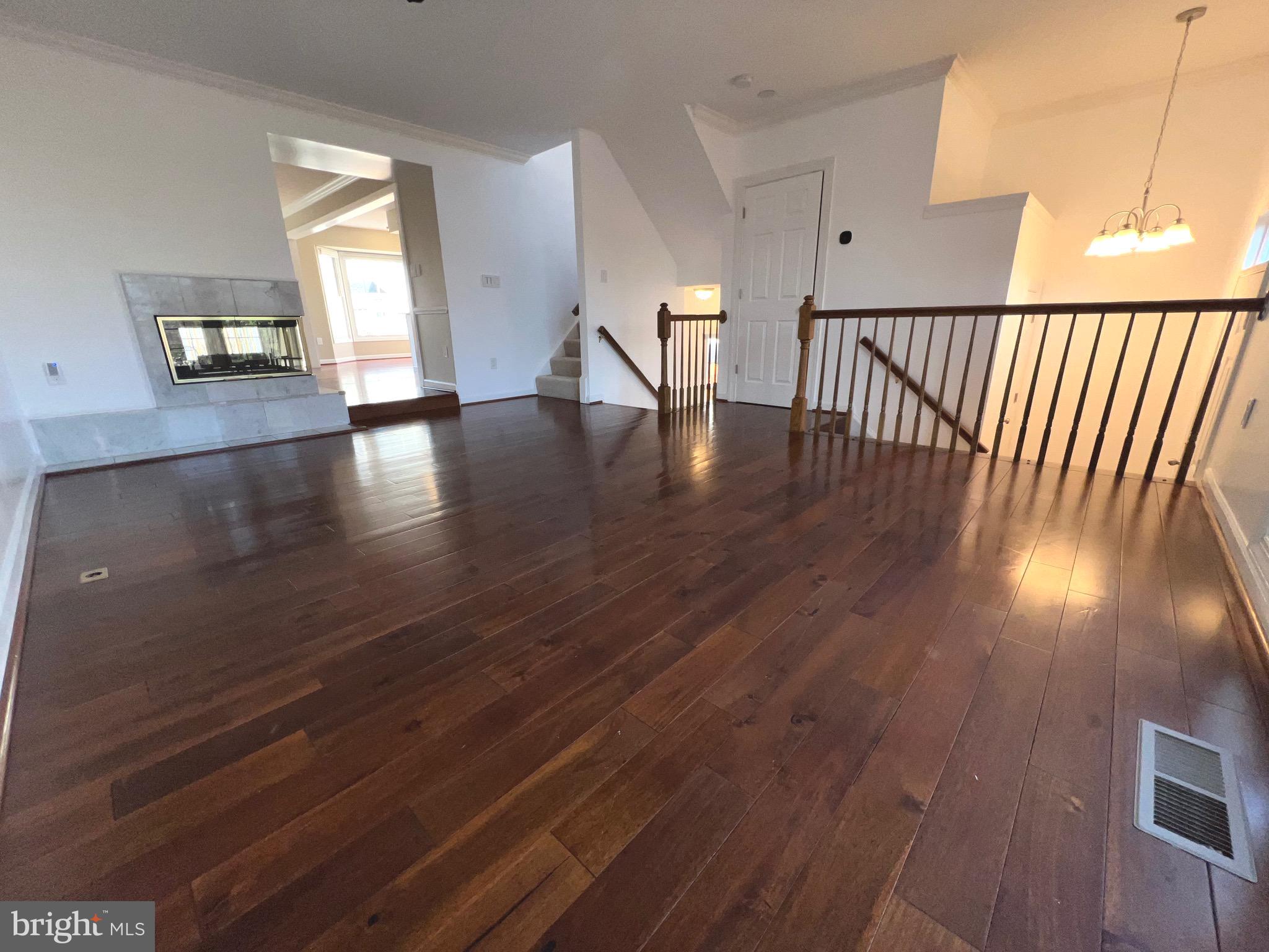 CENTRE RIDGE - Residential