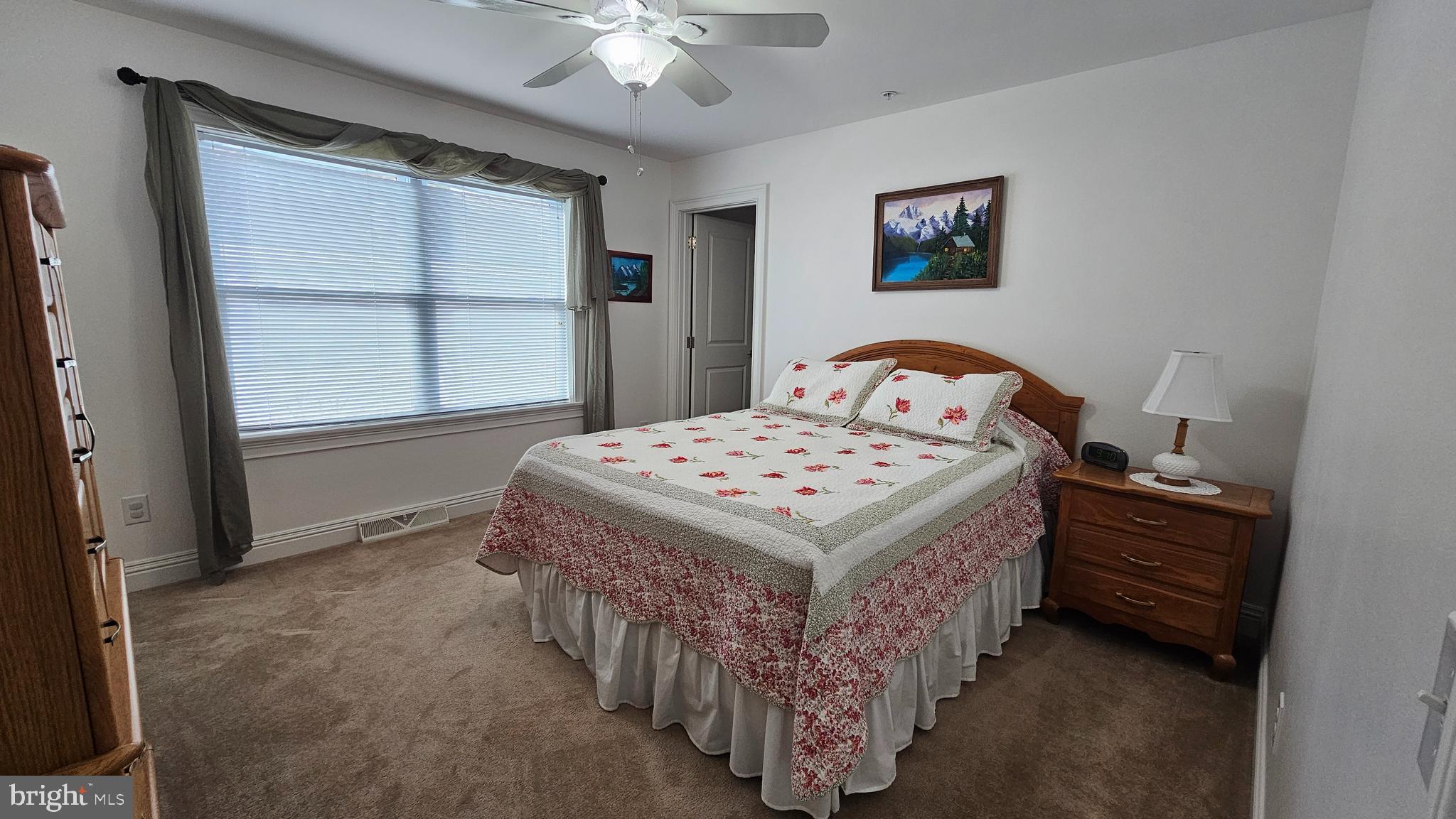 HYDE PARK - Residential