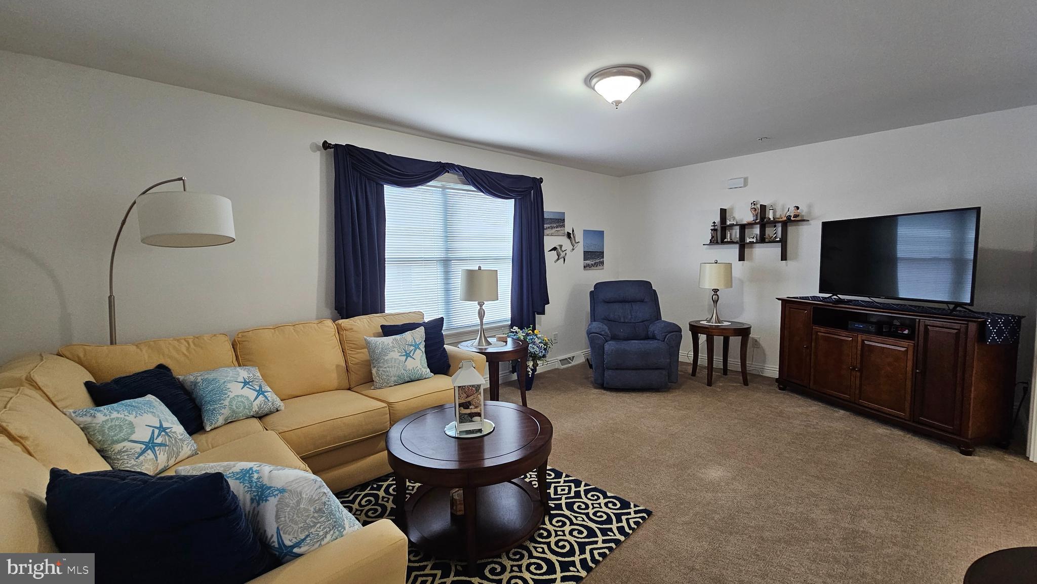 HYDE PARK - Residential