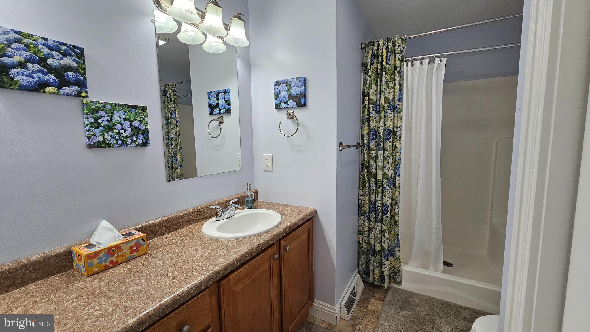 HYDE PARK - Residential