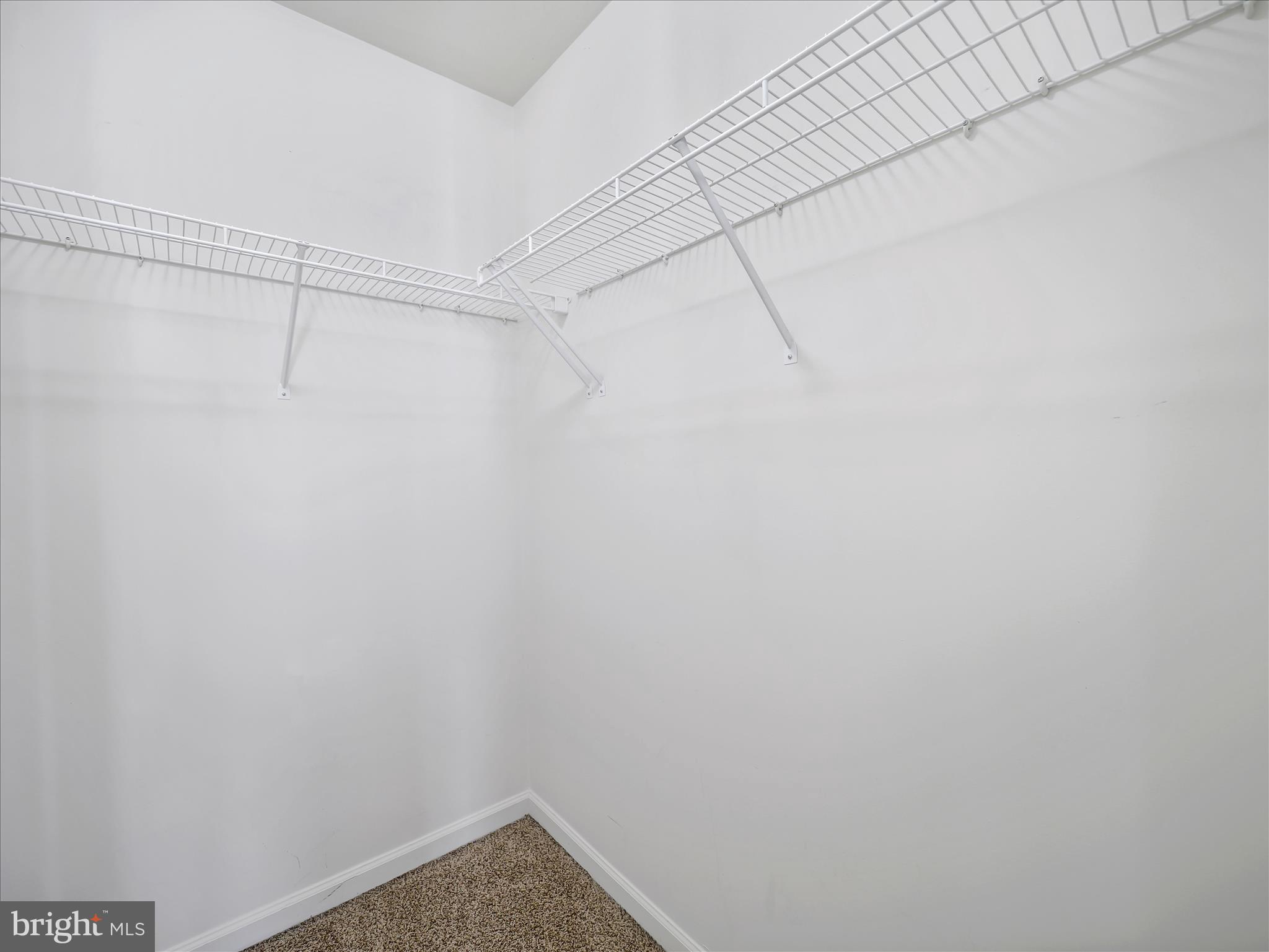 WHISPERING RIDGE - Residential