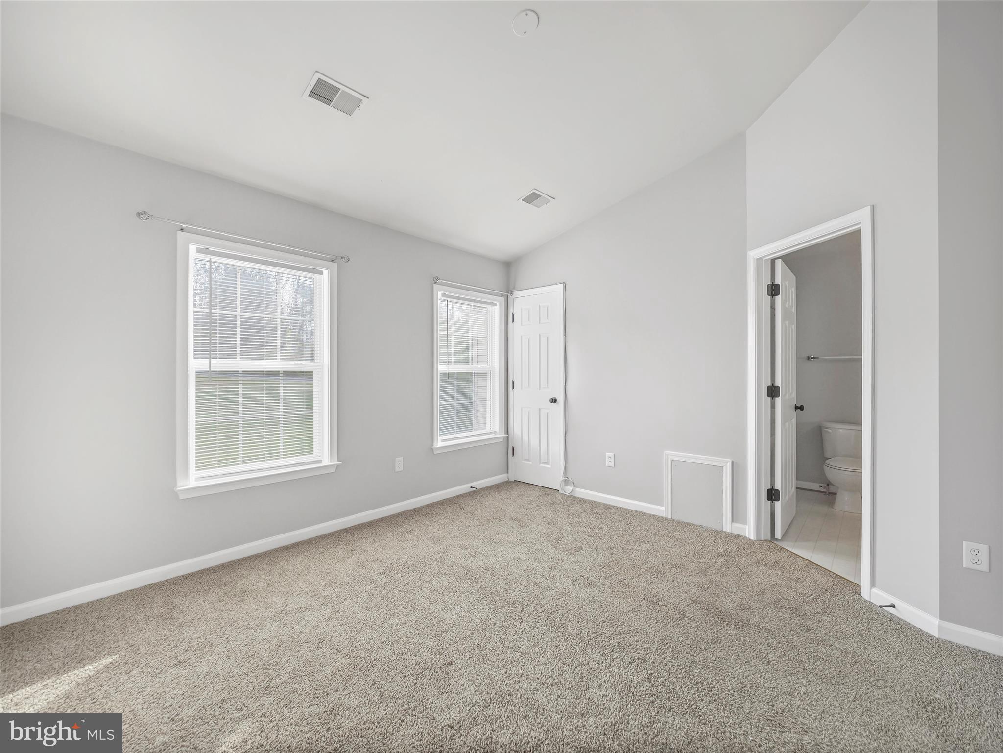 WHISPERING RIDGE - Residential