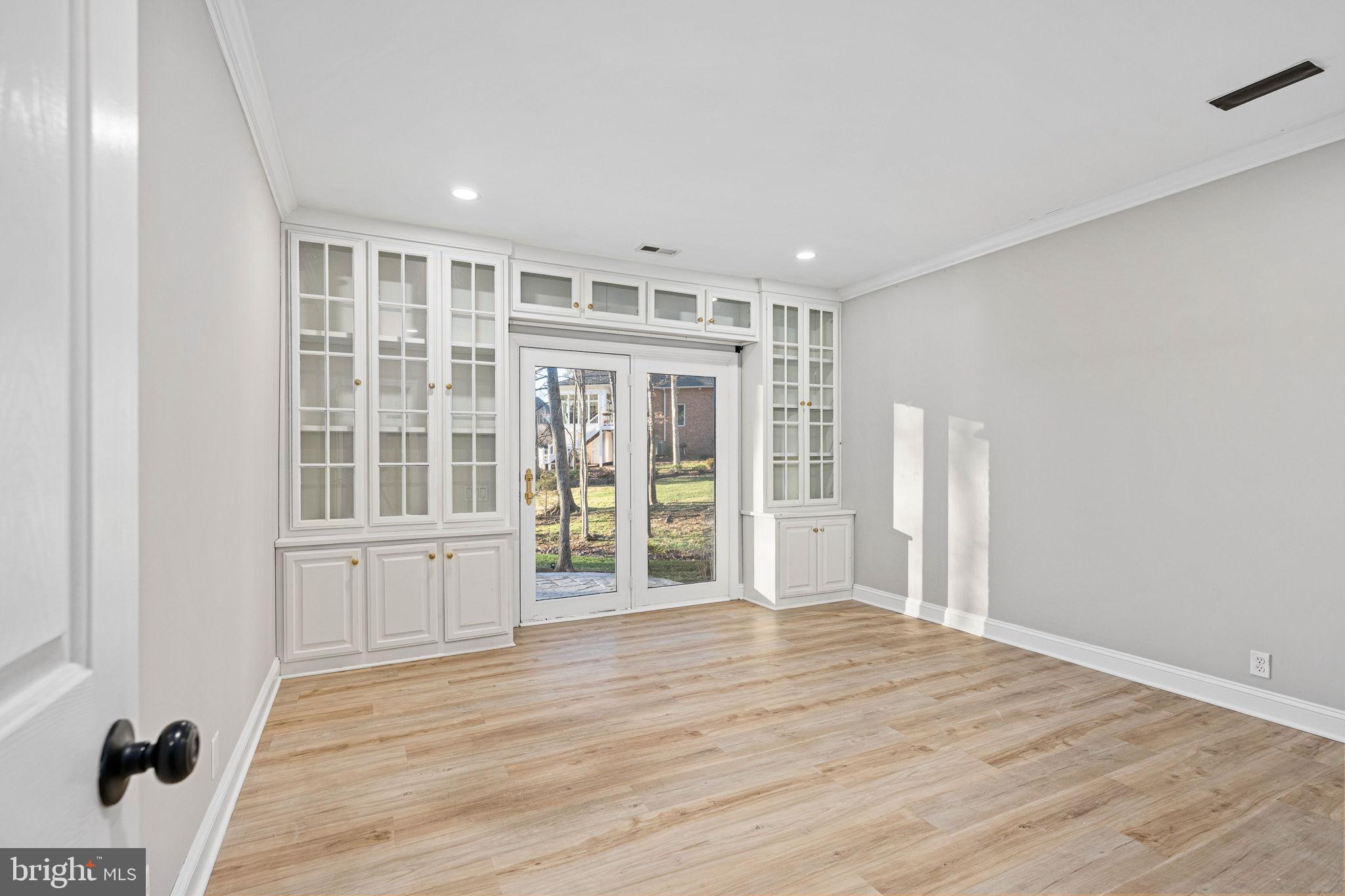 FAWN LAKE - Residential