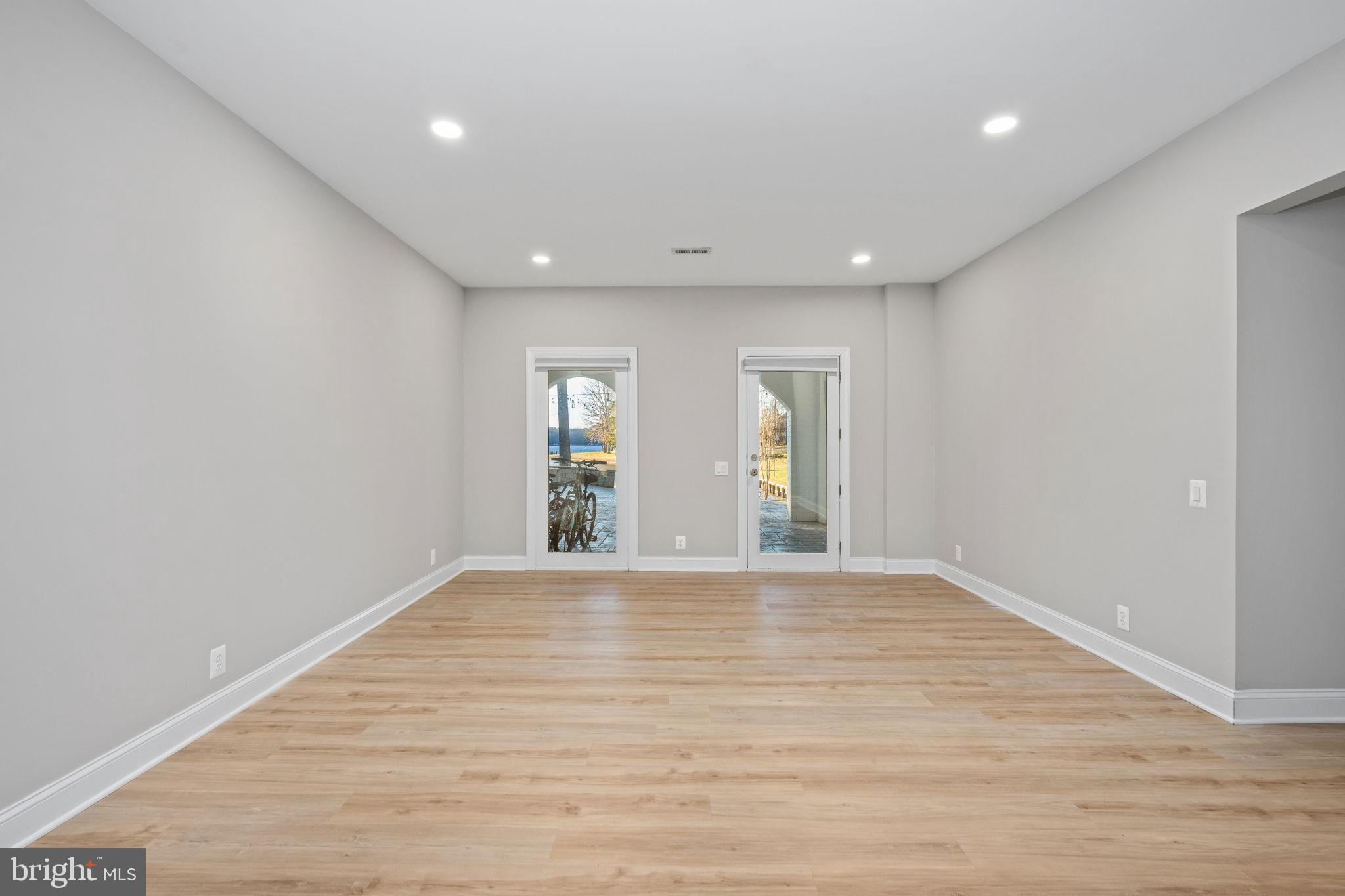 FAWN LAKE - Residential