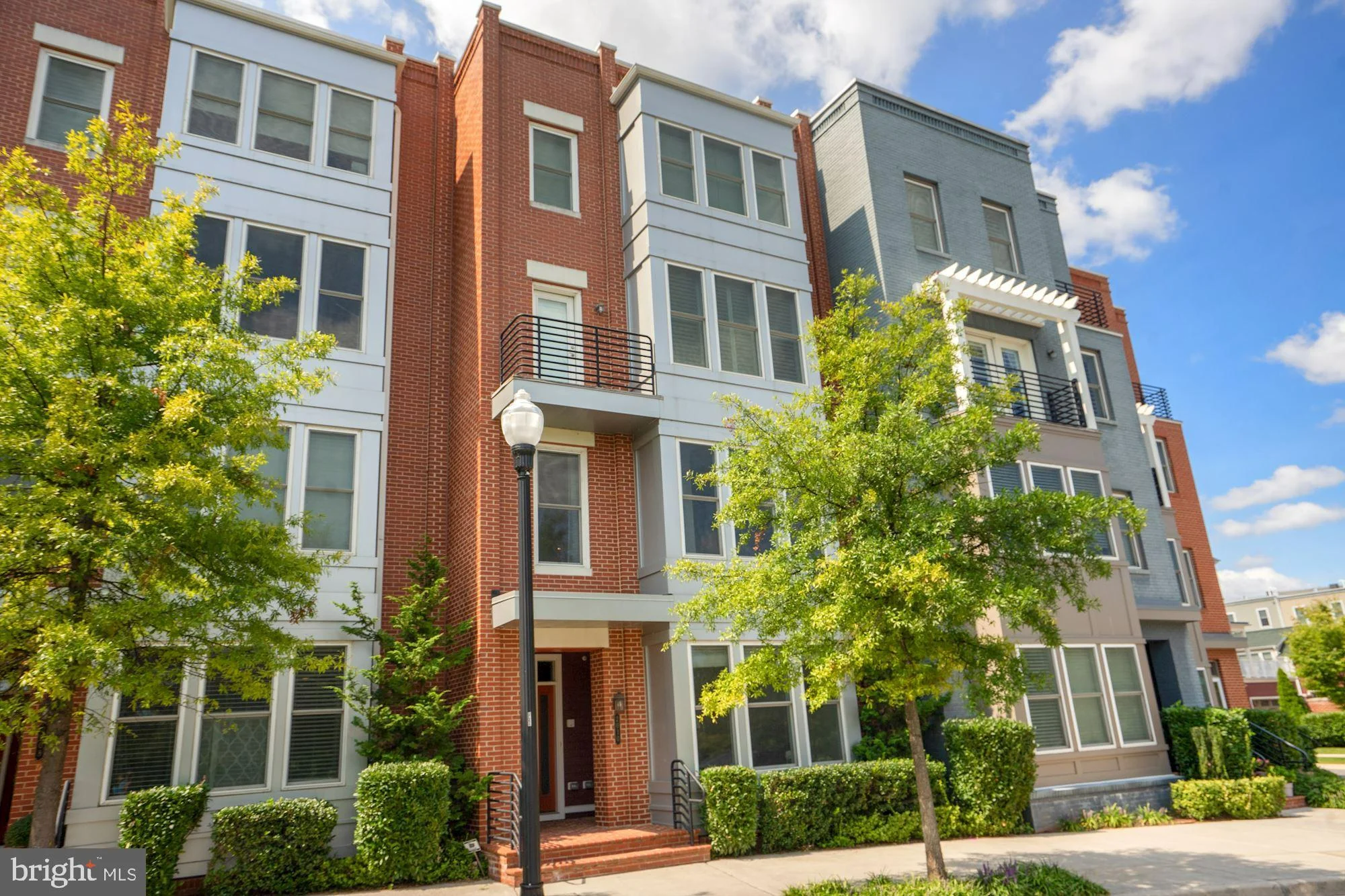 2010 Potomac Avenue Unit 101, Alexandria, VA 22301