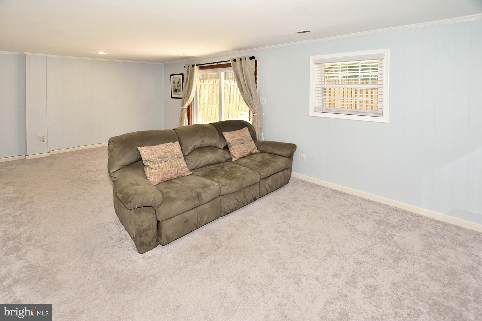 GLEN COVE - Residential Lease