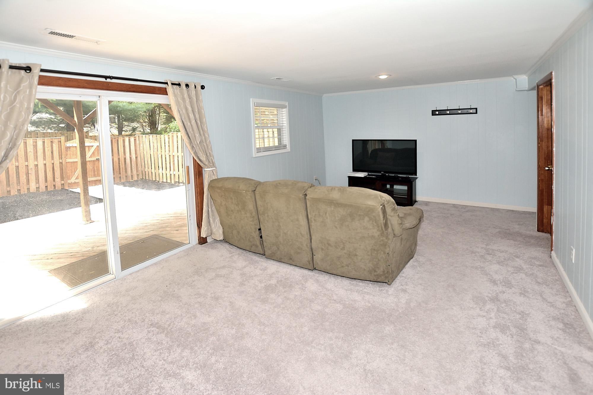 GLEN COVE - Residential Lease