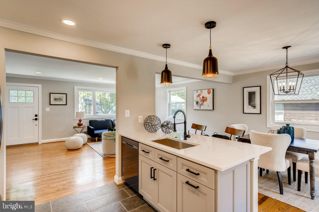 THORNLEIGH - Residential