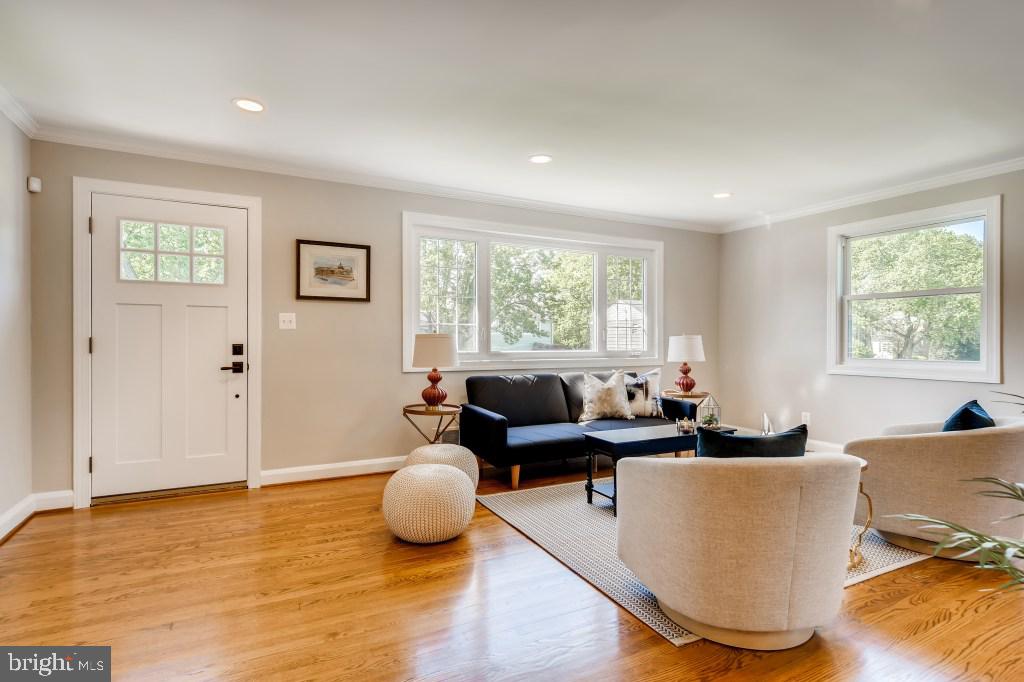 THORNLEIGH - Residential