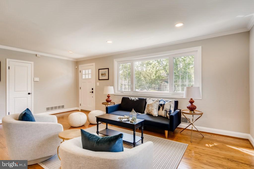 THORNLEIGH - Residential