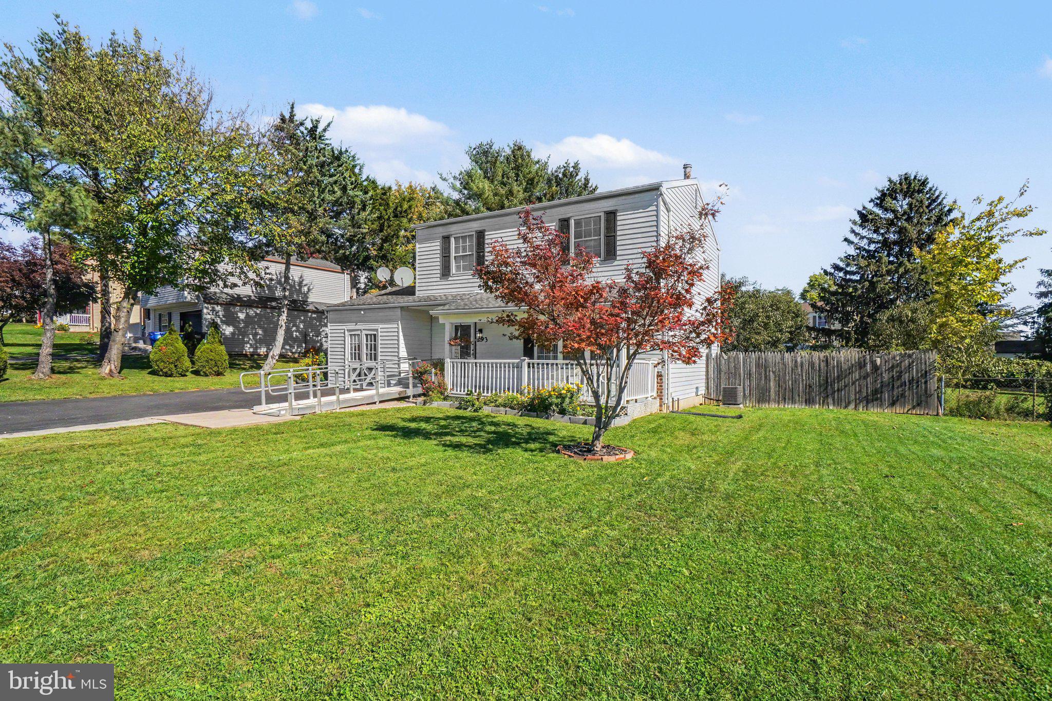 293 SWEETBRIAR DRIVE