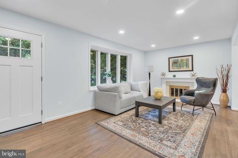 Tiny photo for 8441 Thames Street, SPRINGFIELD, VA 22151 (MLS # VAFX2300198)