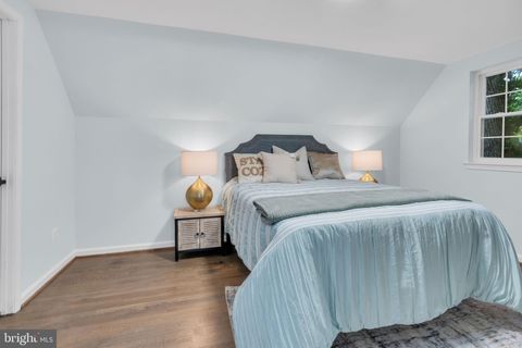 Tiny photo for 8441 Thames Street, SPRINGFIELD, VA 22151 (MLS # VAFX2300198)
