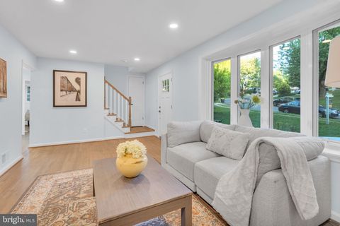 Tiny photo for 8441 Thames Street, SPRINGFIELD, VA 22151 (MLS # VAFX2300198)