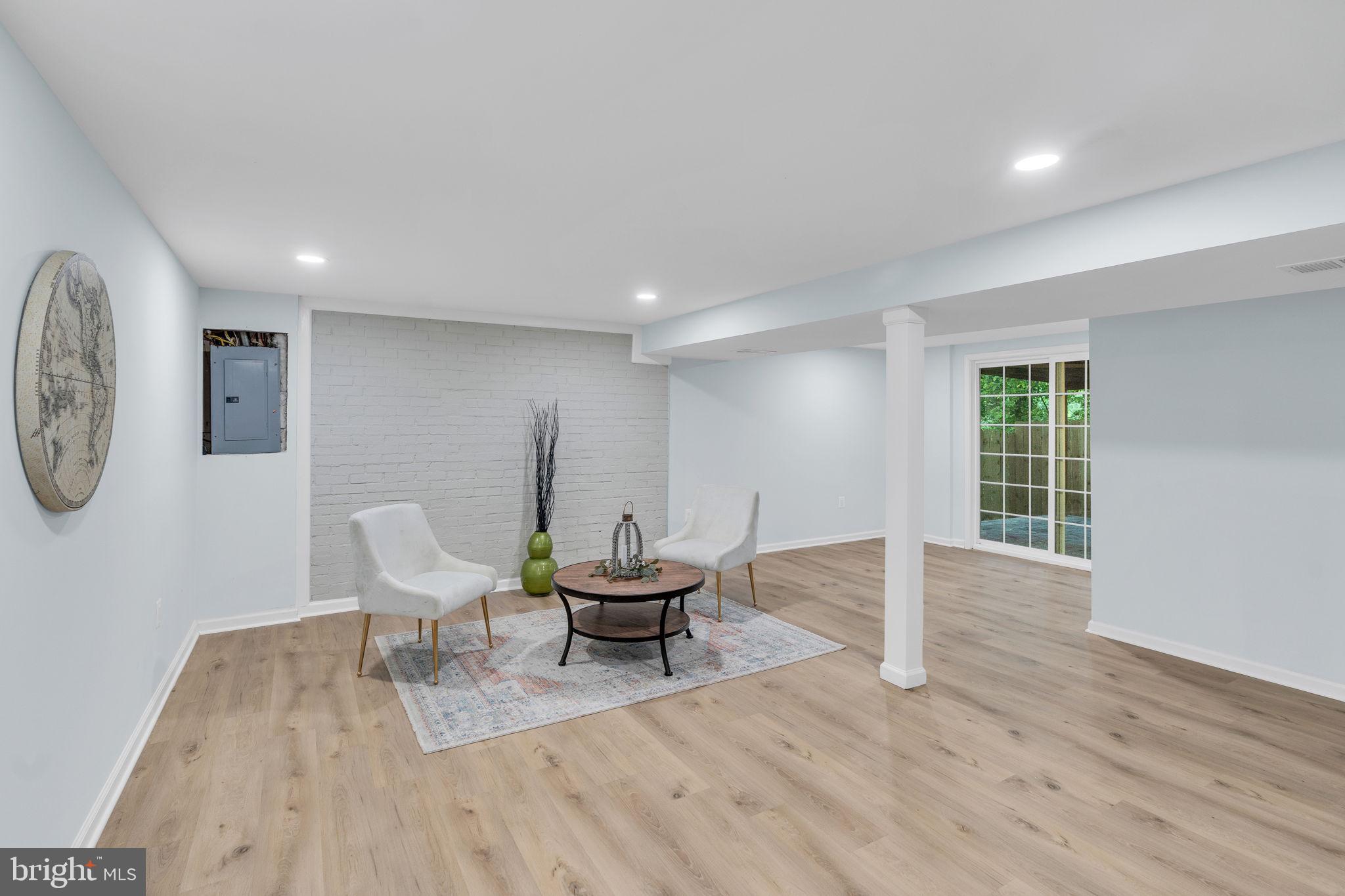 KINGS PARK - Residential