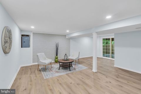 Tiny photo for 8441 Thames Street, SPRINGFIELD, VA 22151 (MLS # VAFX2300198)