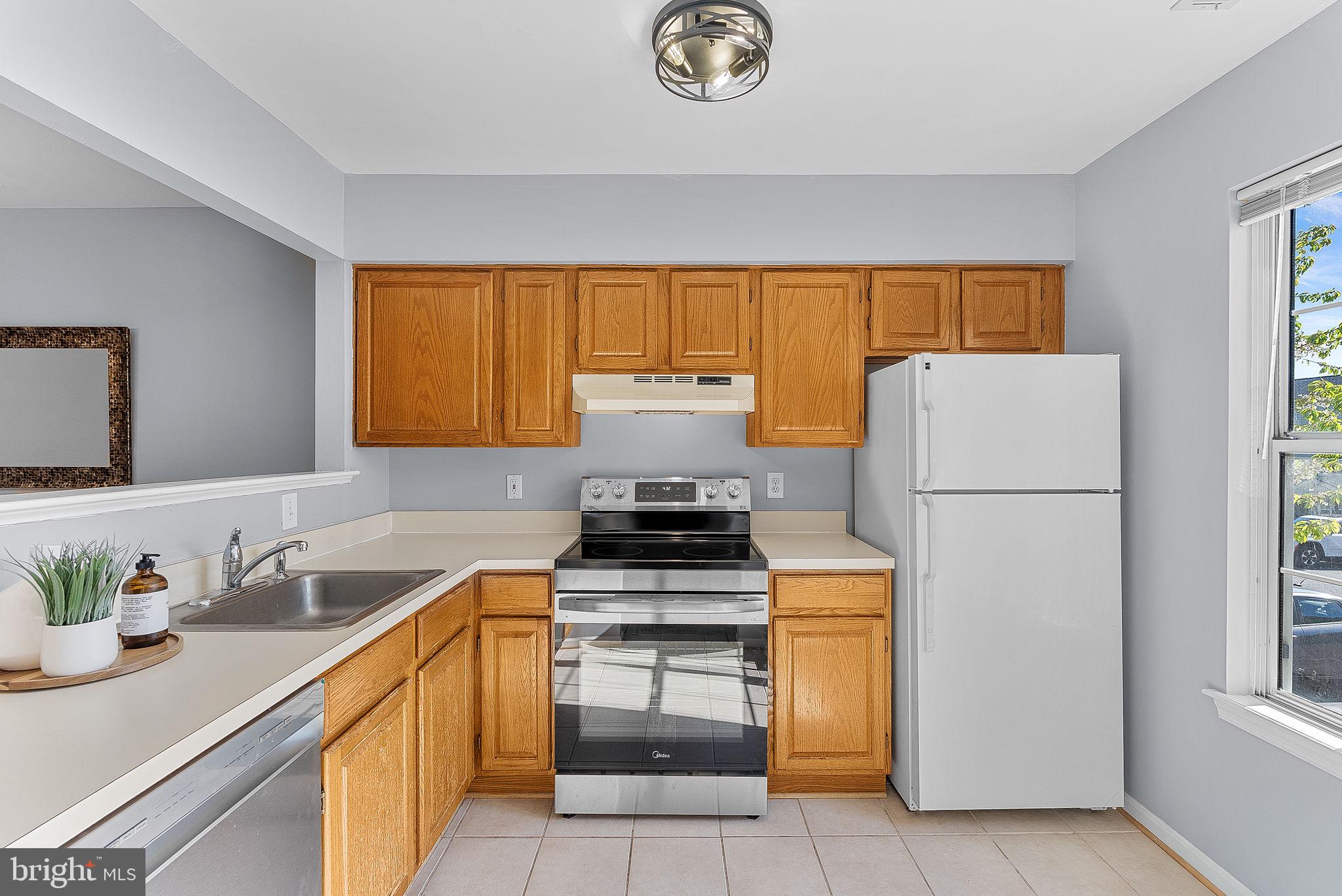 ROLLING OAKS - Residential