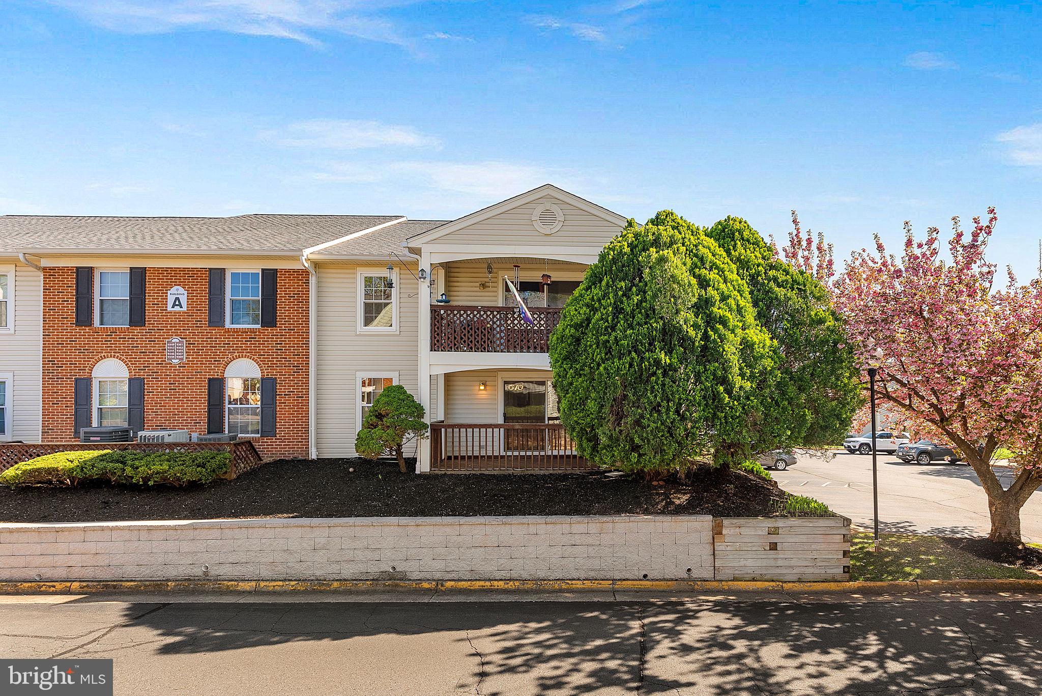 ROLLING OAKS - Residential