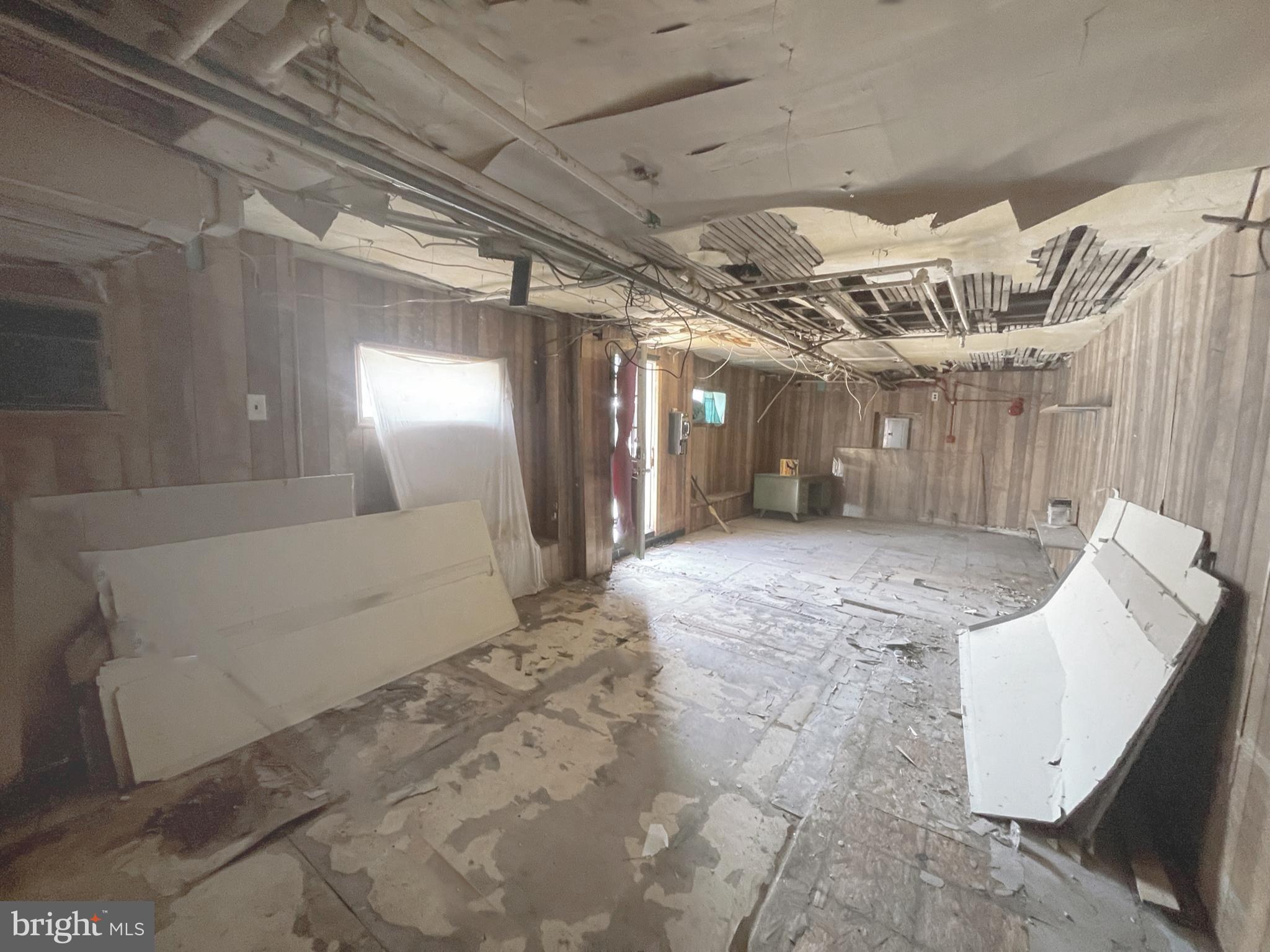 CARROLL PARK - Residential Income