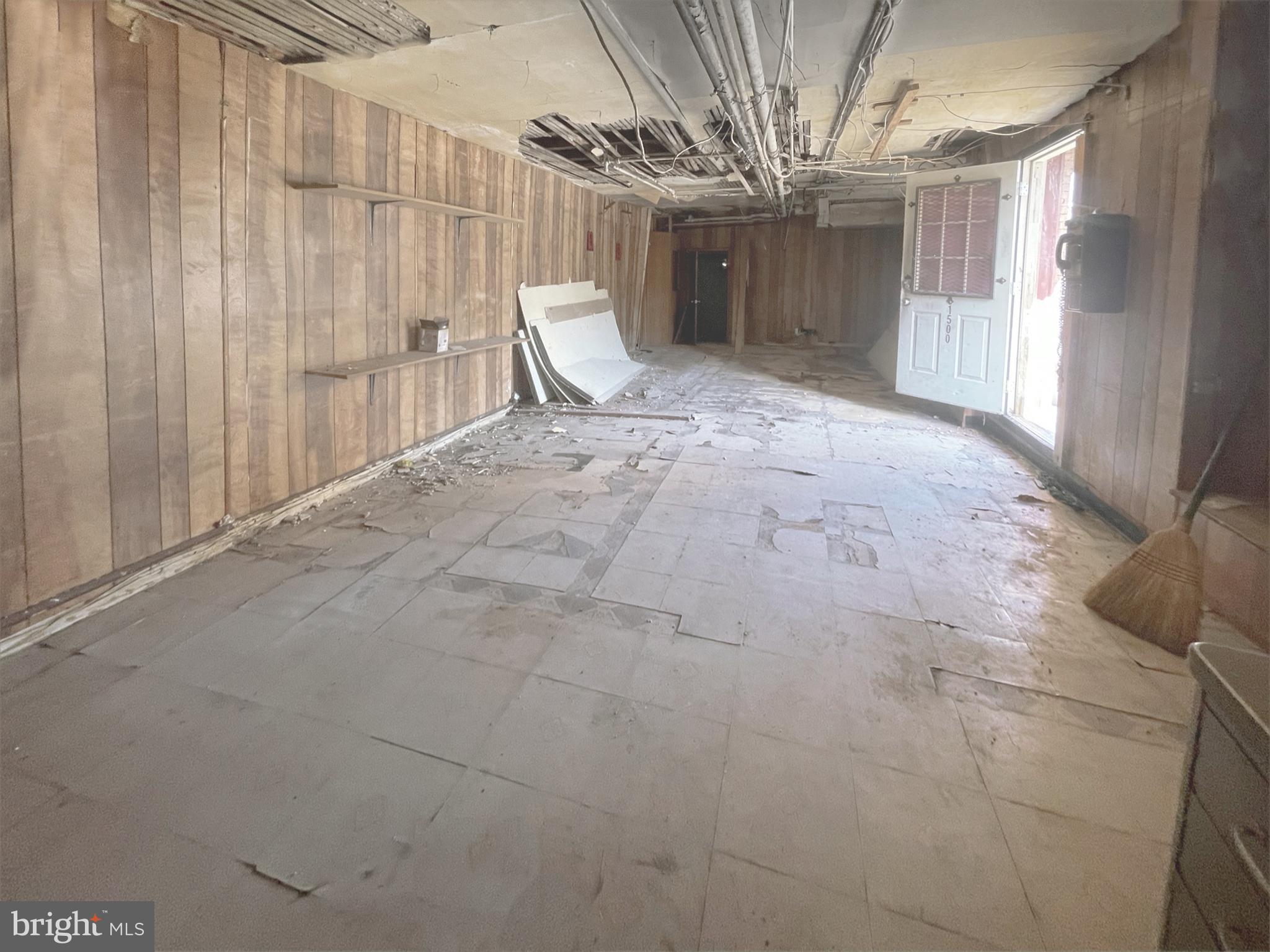 CARROLL PARK - Residential Income