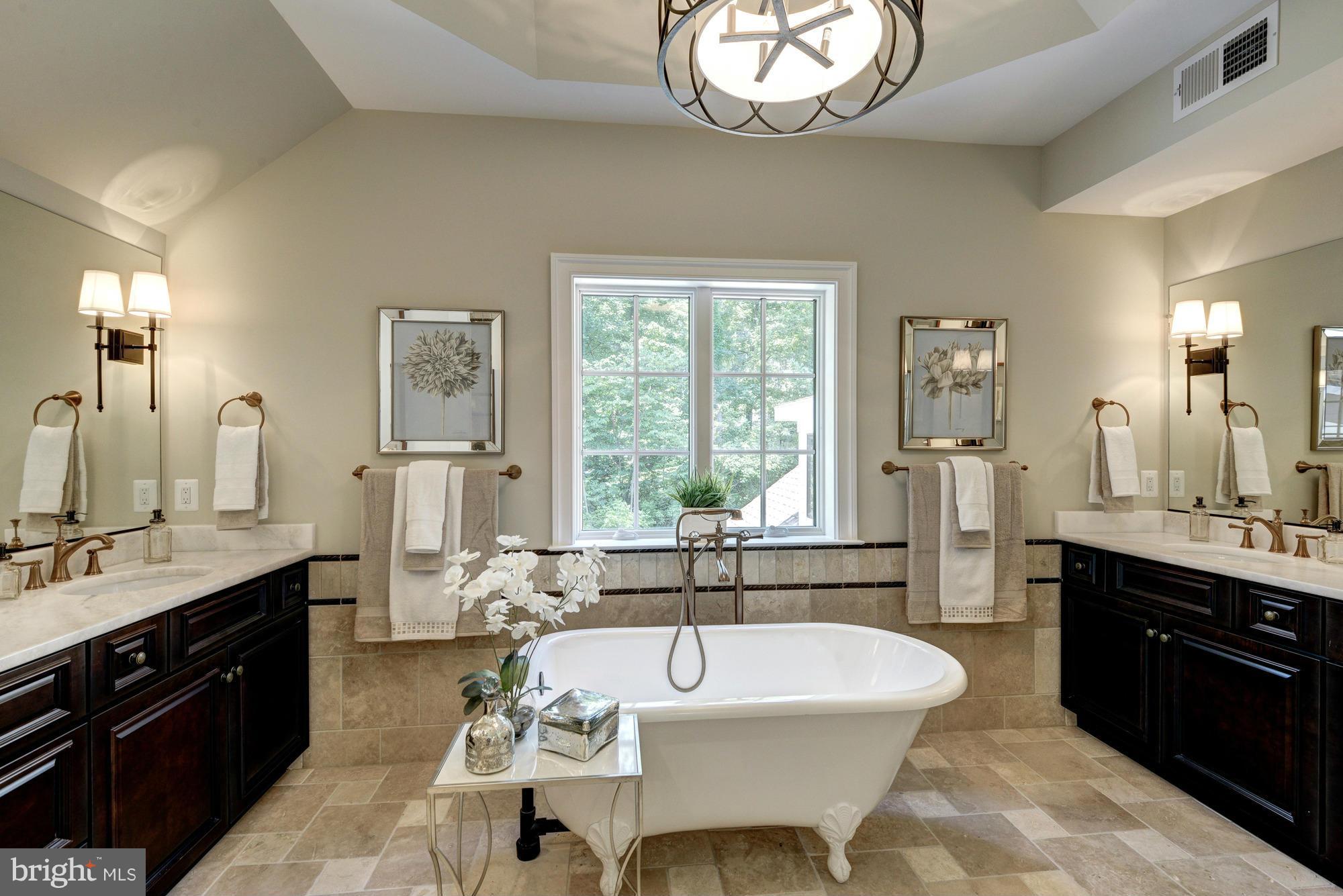 PARKVIEW HILLS - Residential