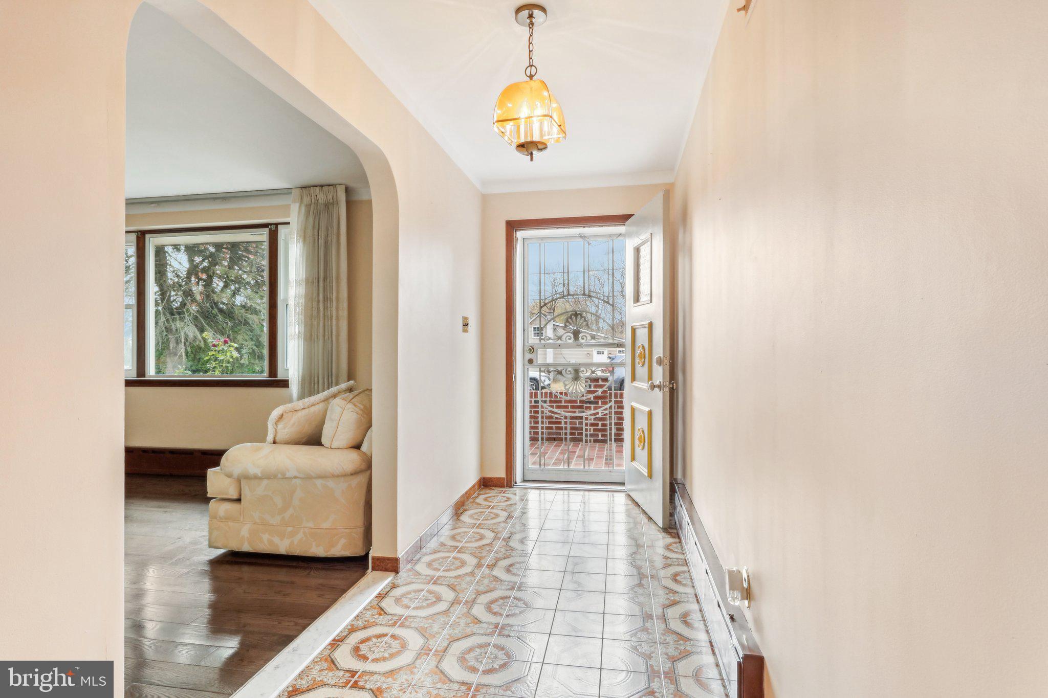 HIGHLAND GARDENS - Residential