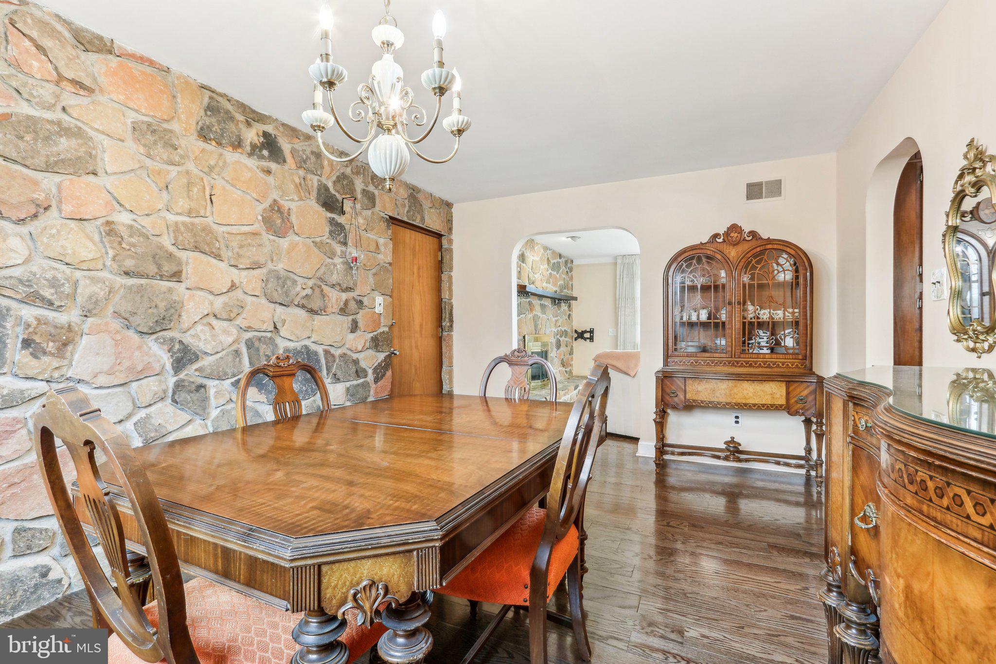 HIGHLAND GARDENS - Residential