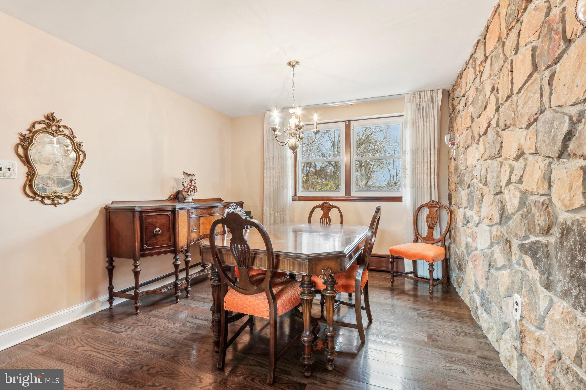 HIGHLAND GARDENS - Residential