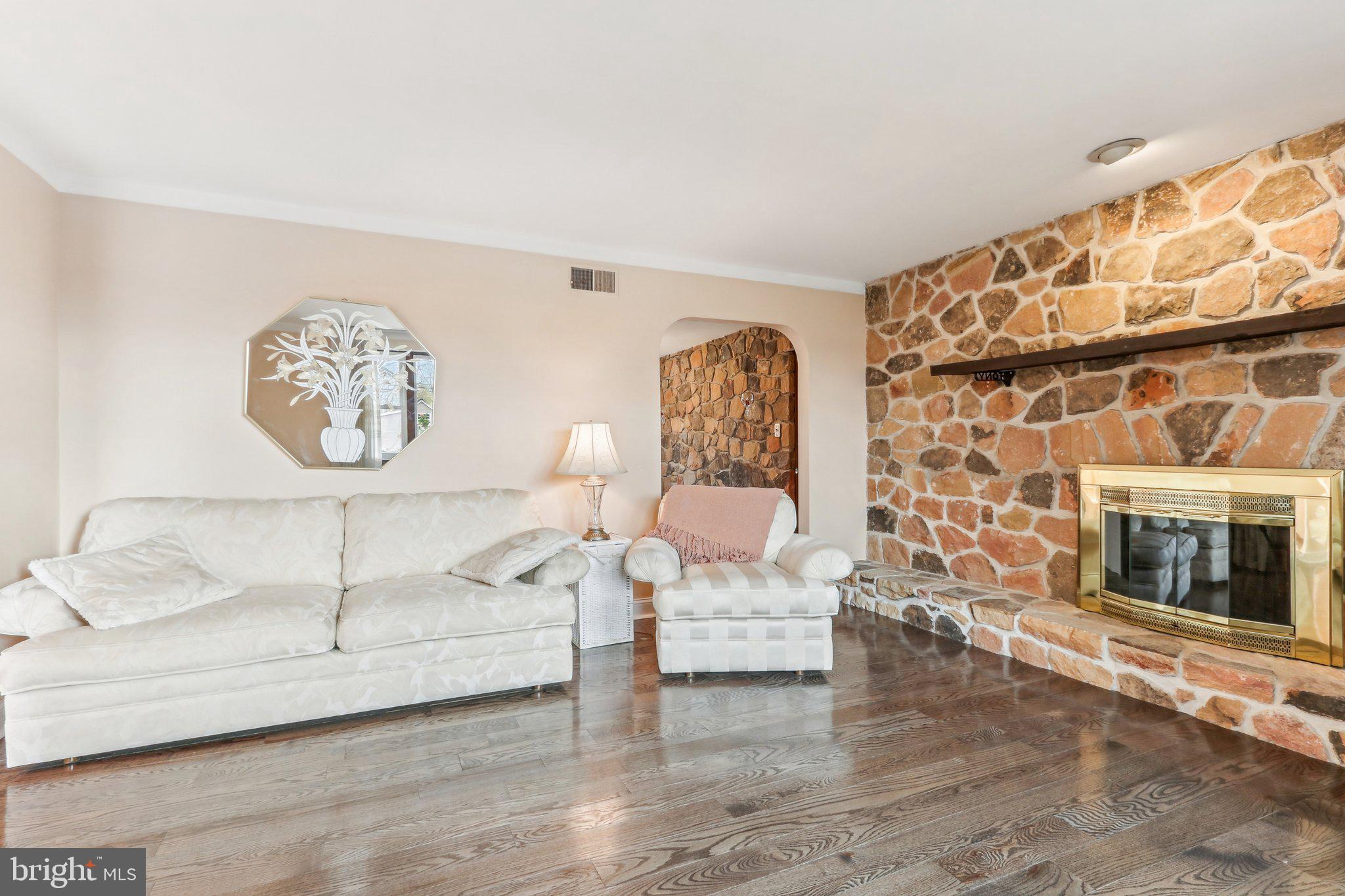 HIGHLAND GARDENS - Residential