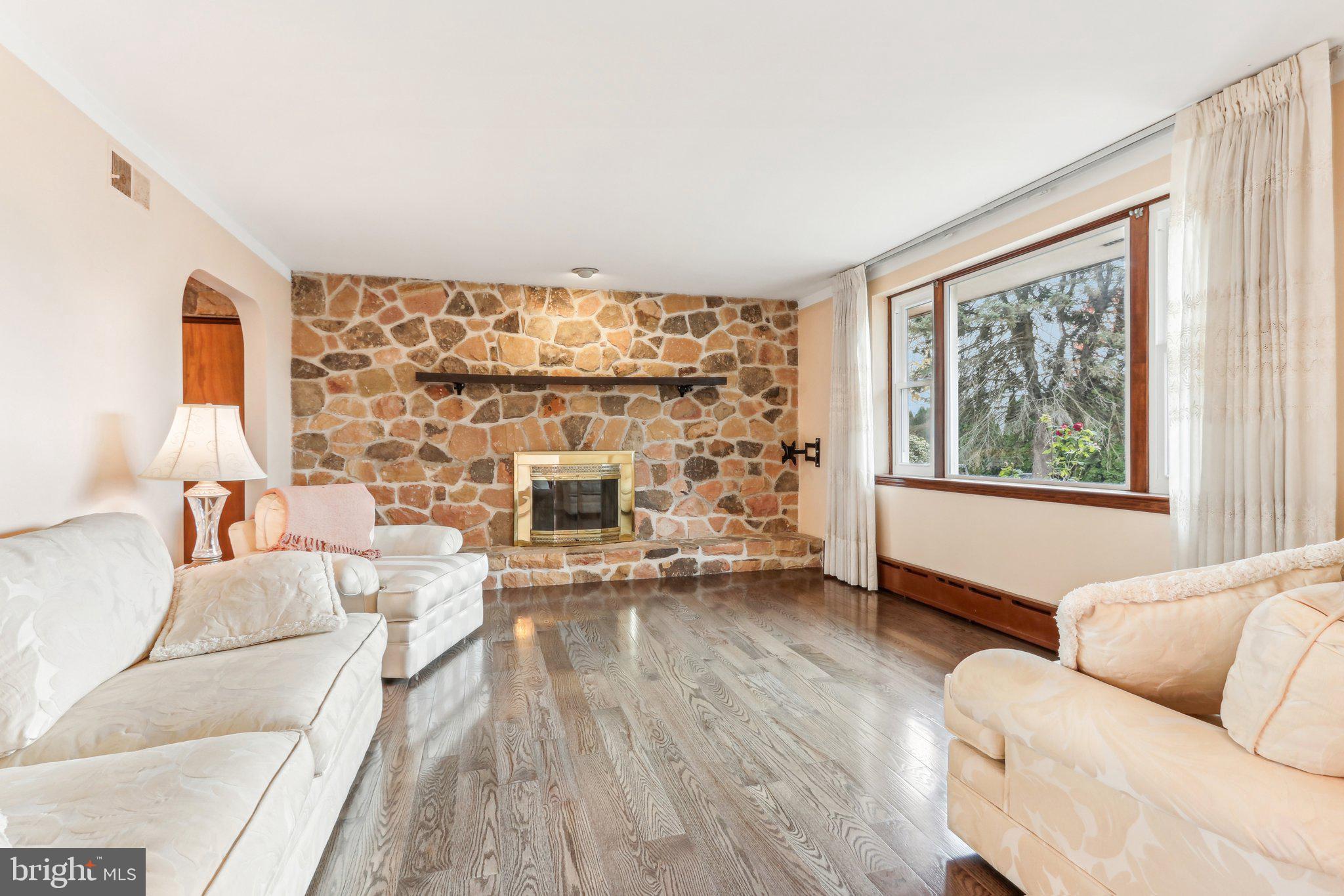 HIGHLAND GARDENS - Residential